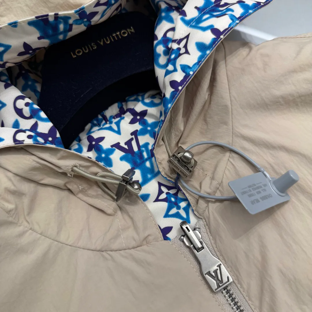 Куртки И Пуховики Мужские Louis Vuitton 18630826