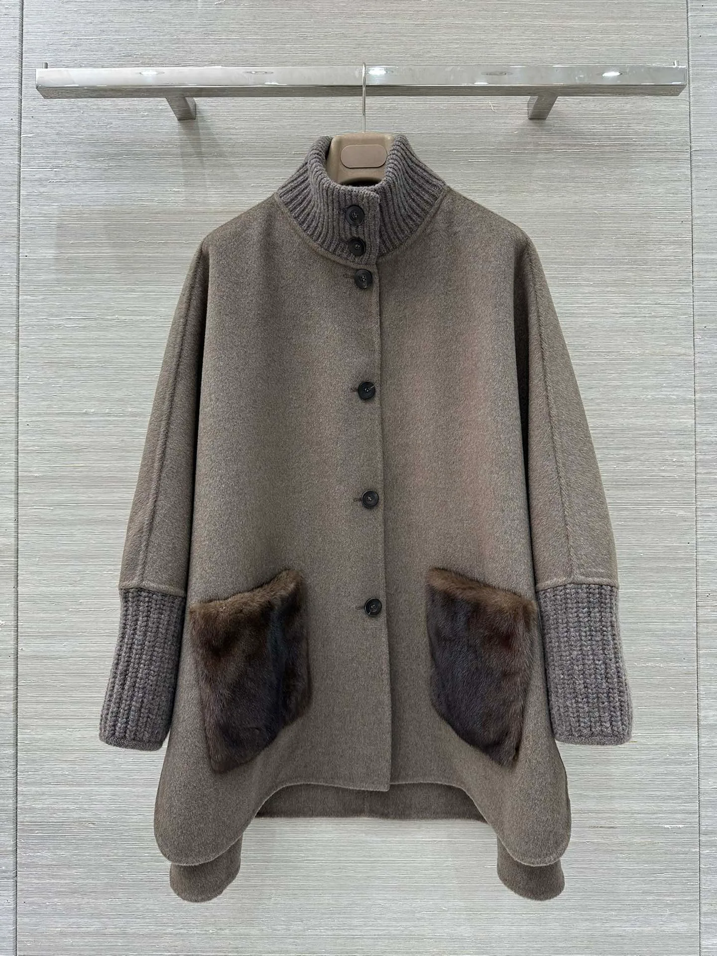Women's Coats LORO PIANA 18115171