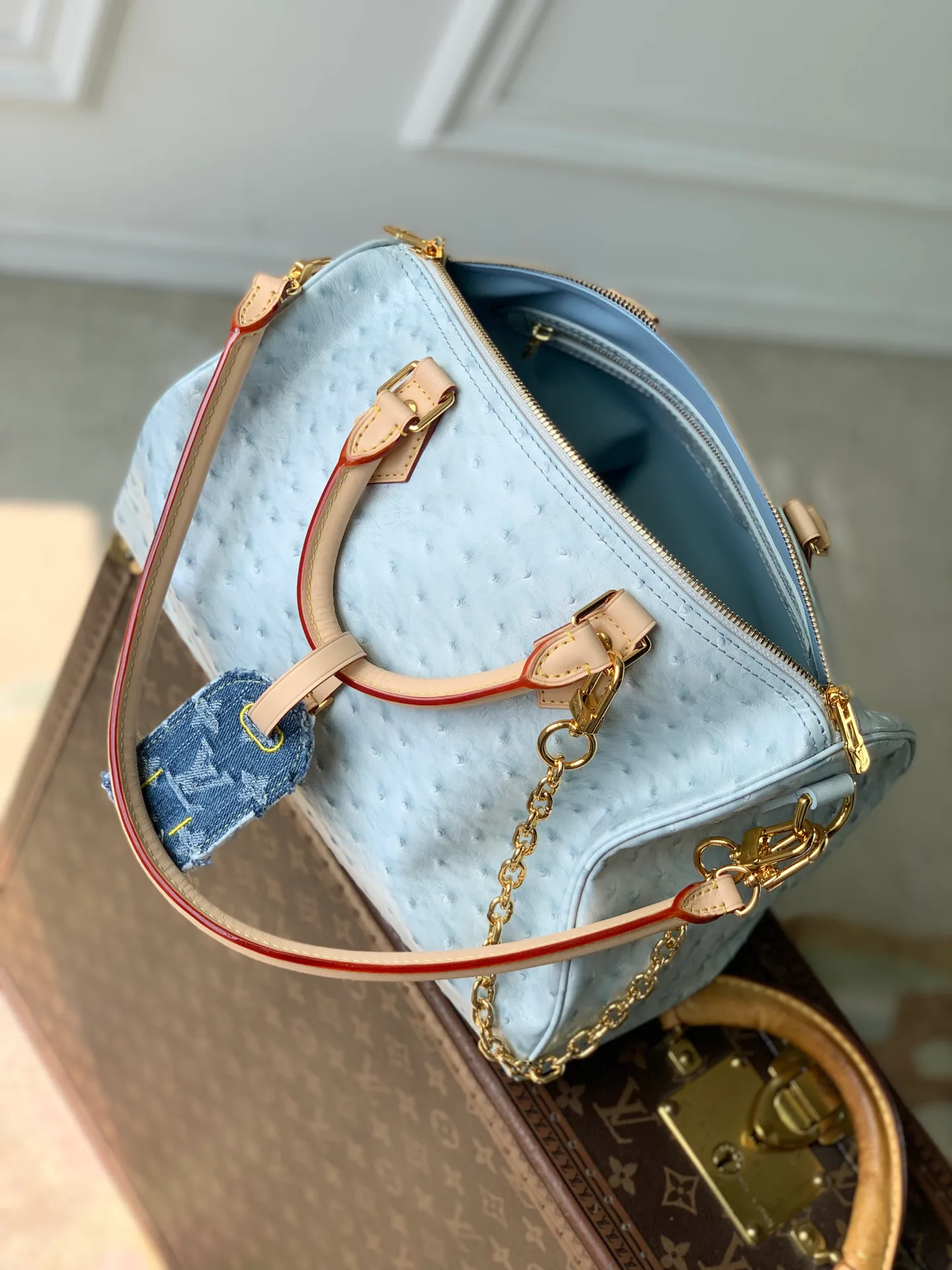 Women's Classic Handbags LOUIS VUITTON 18147542