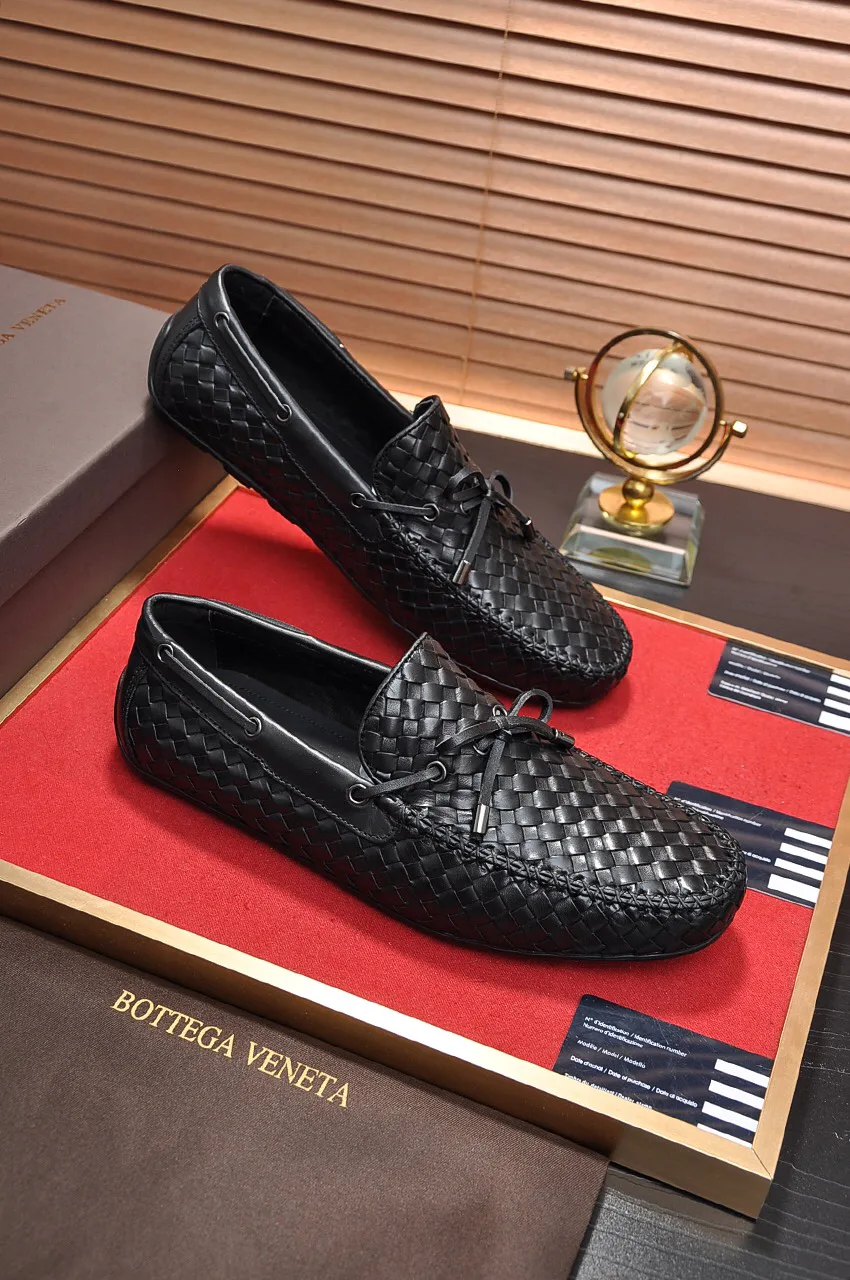 Men's Loafers And Dress Shoes BOTTEGA VENETA 18262193