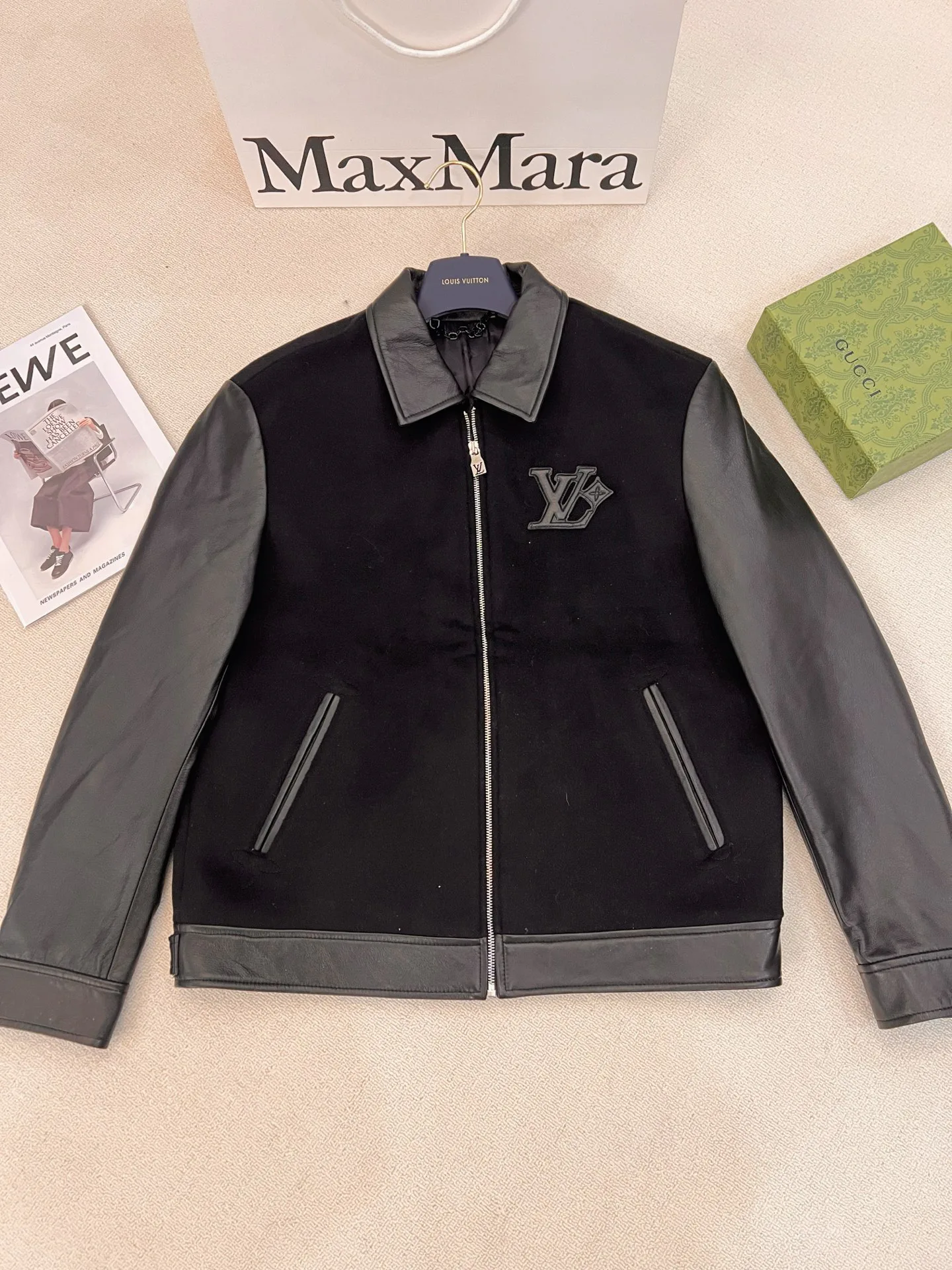 Women's Leather Jackets And Sheepskin Coats LOUIS VUITTON 18408987