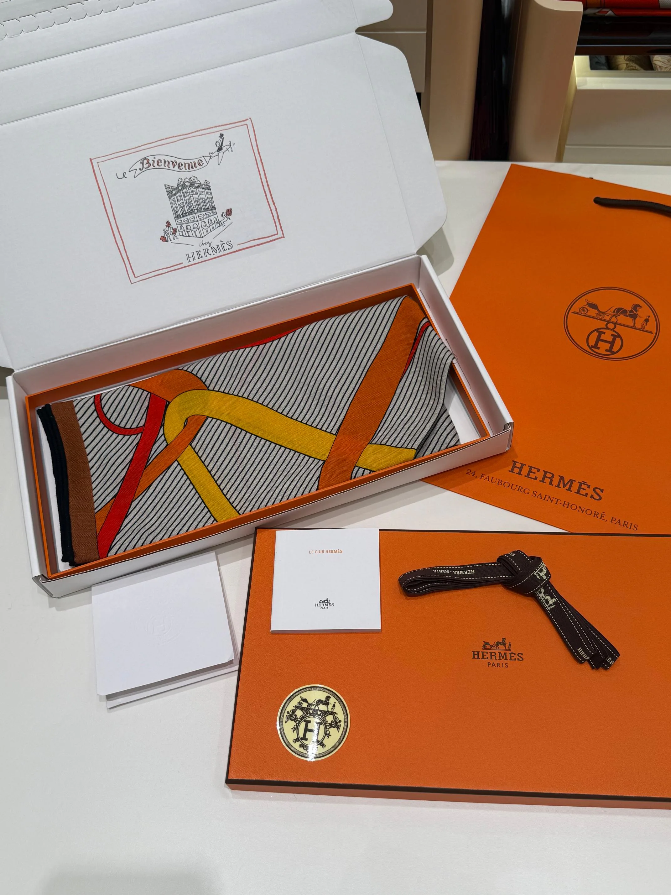 Silk Scarves HERMES 18094797