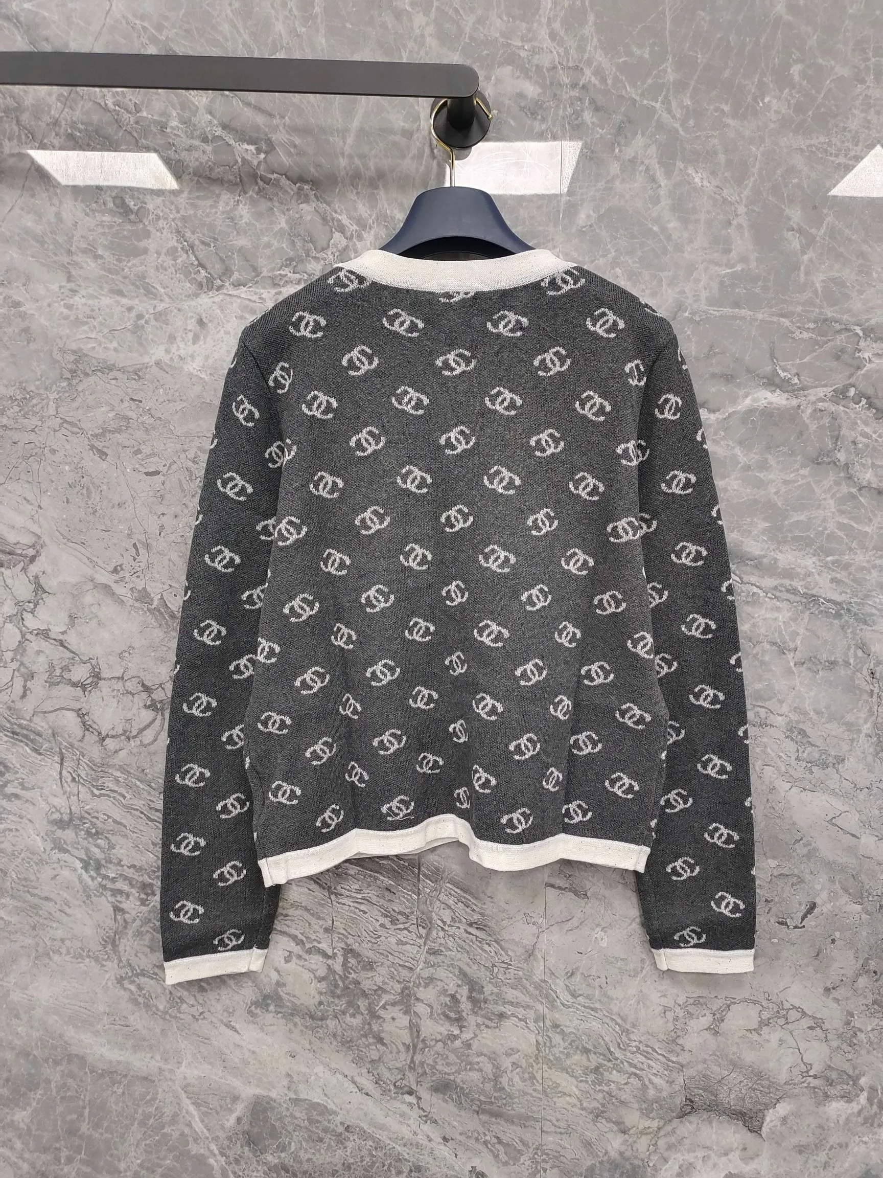 Women's Jumpers And Sweaters CHANEL 17954420