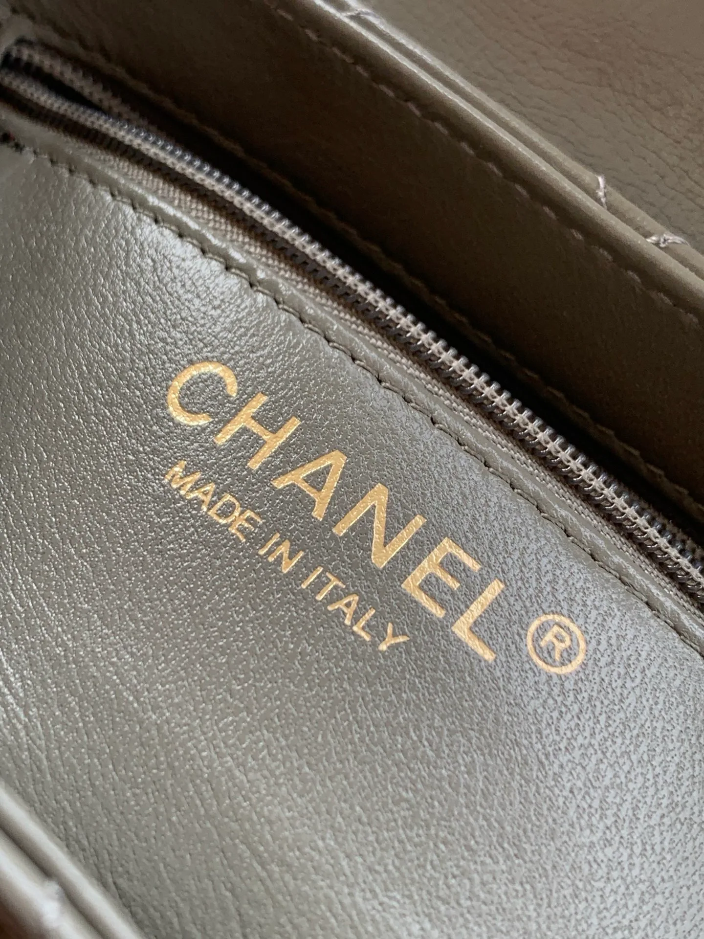 Women's Classic Handbags CHANEL 17498579