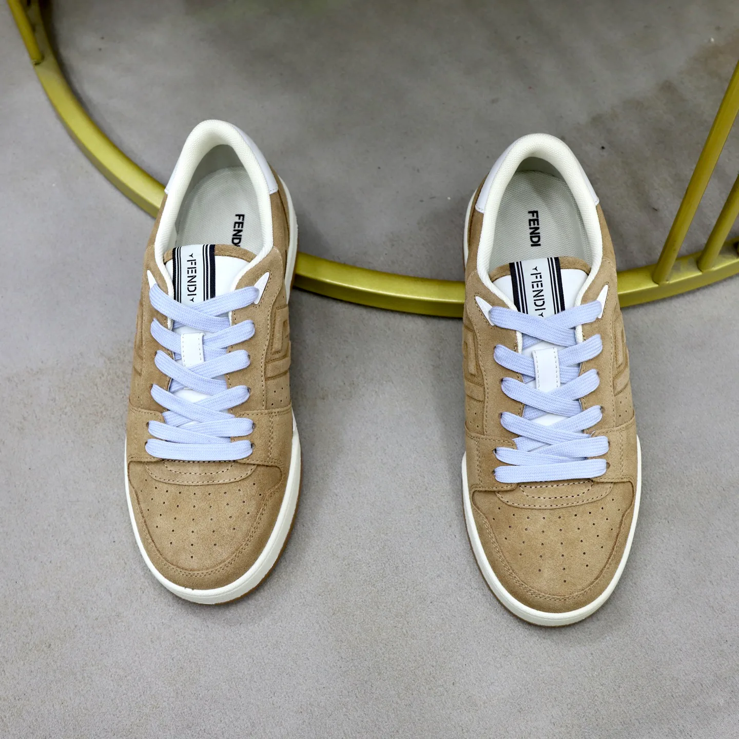Women's Sneakers FENDI 18516277