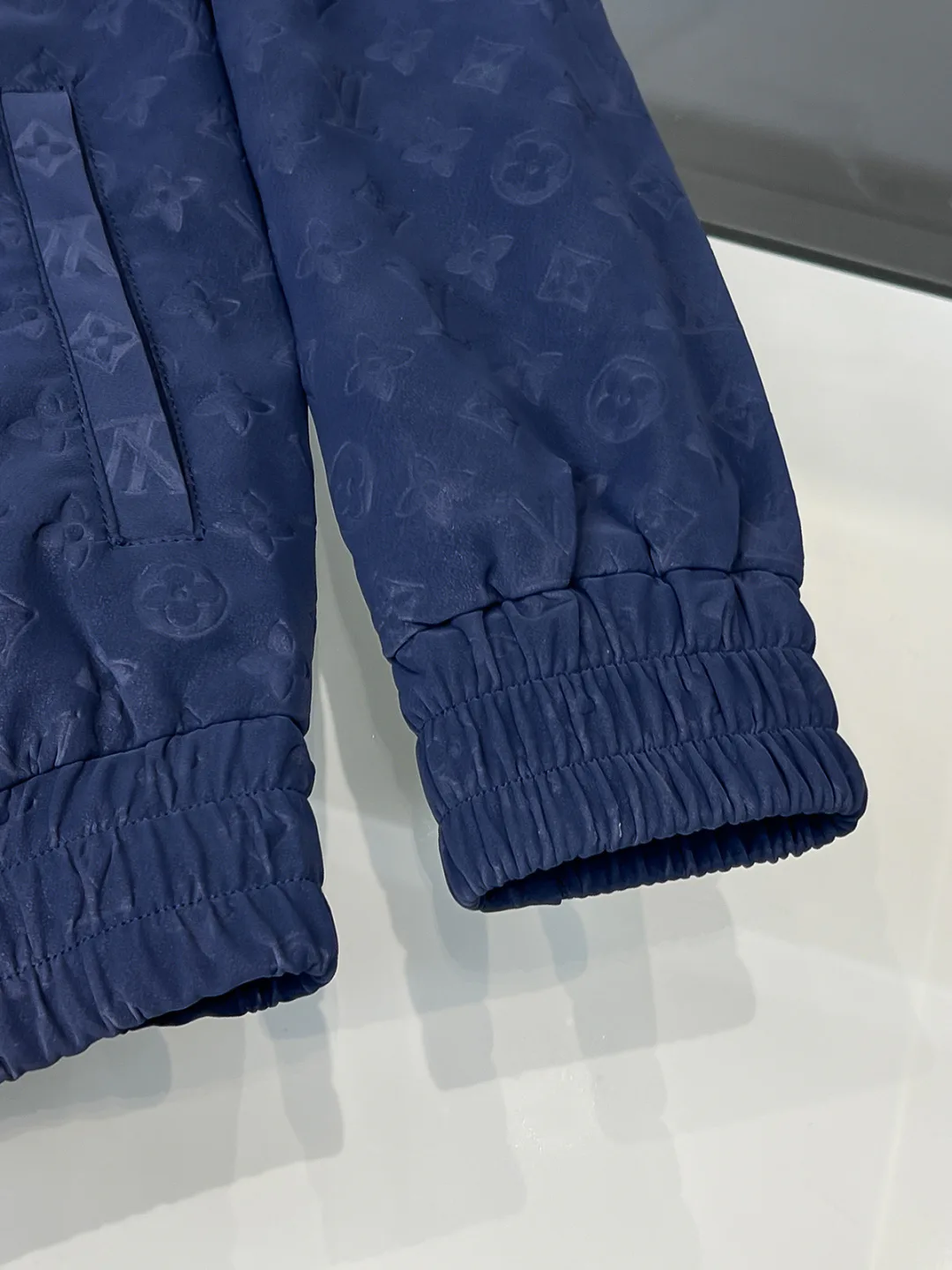 Men's Jackets And Down Jackets LOUIS VUITTON 18499110