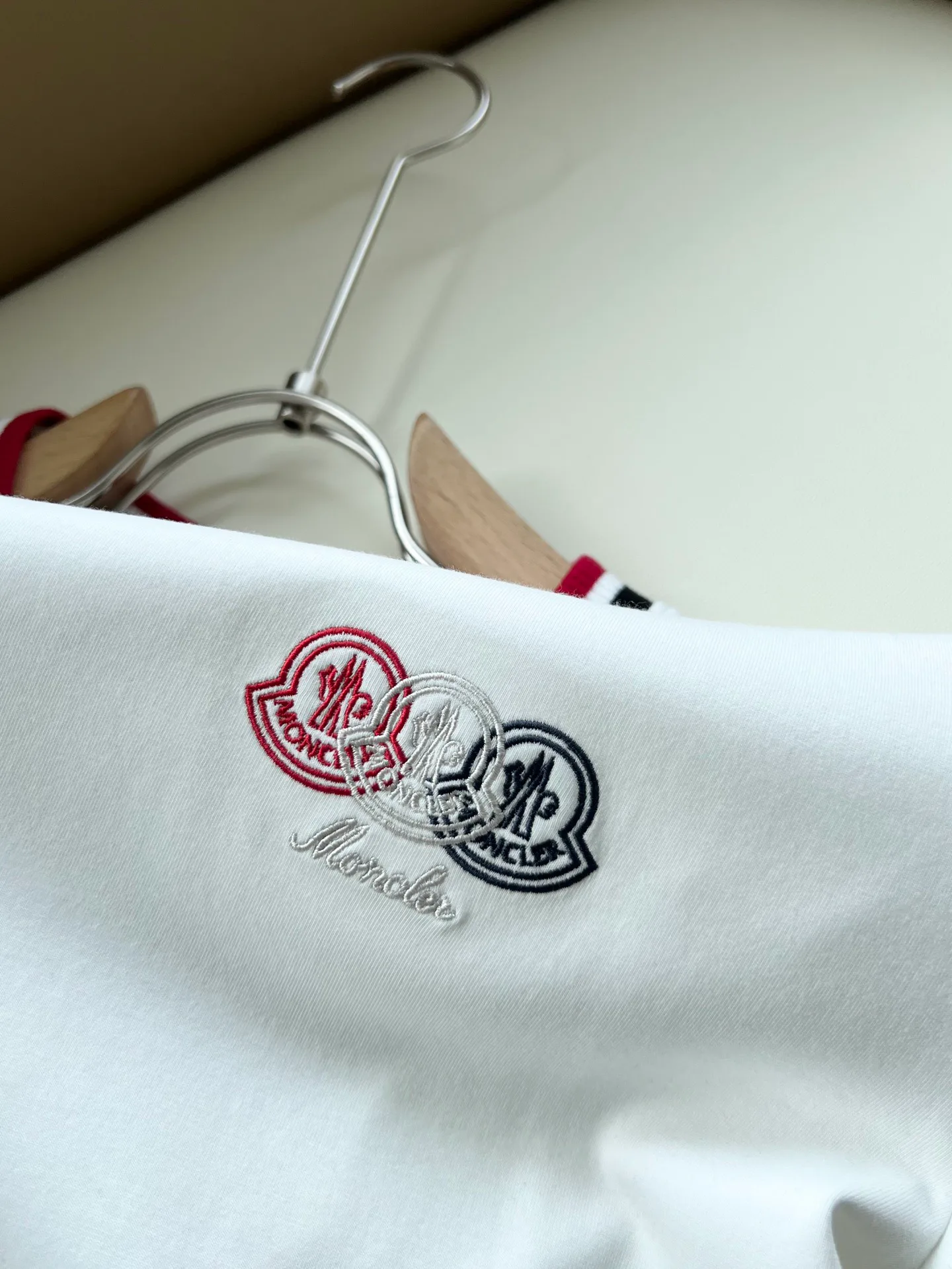 Футболки Мужские Moncler 18592710