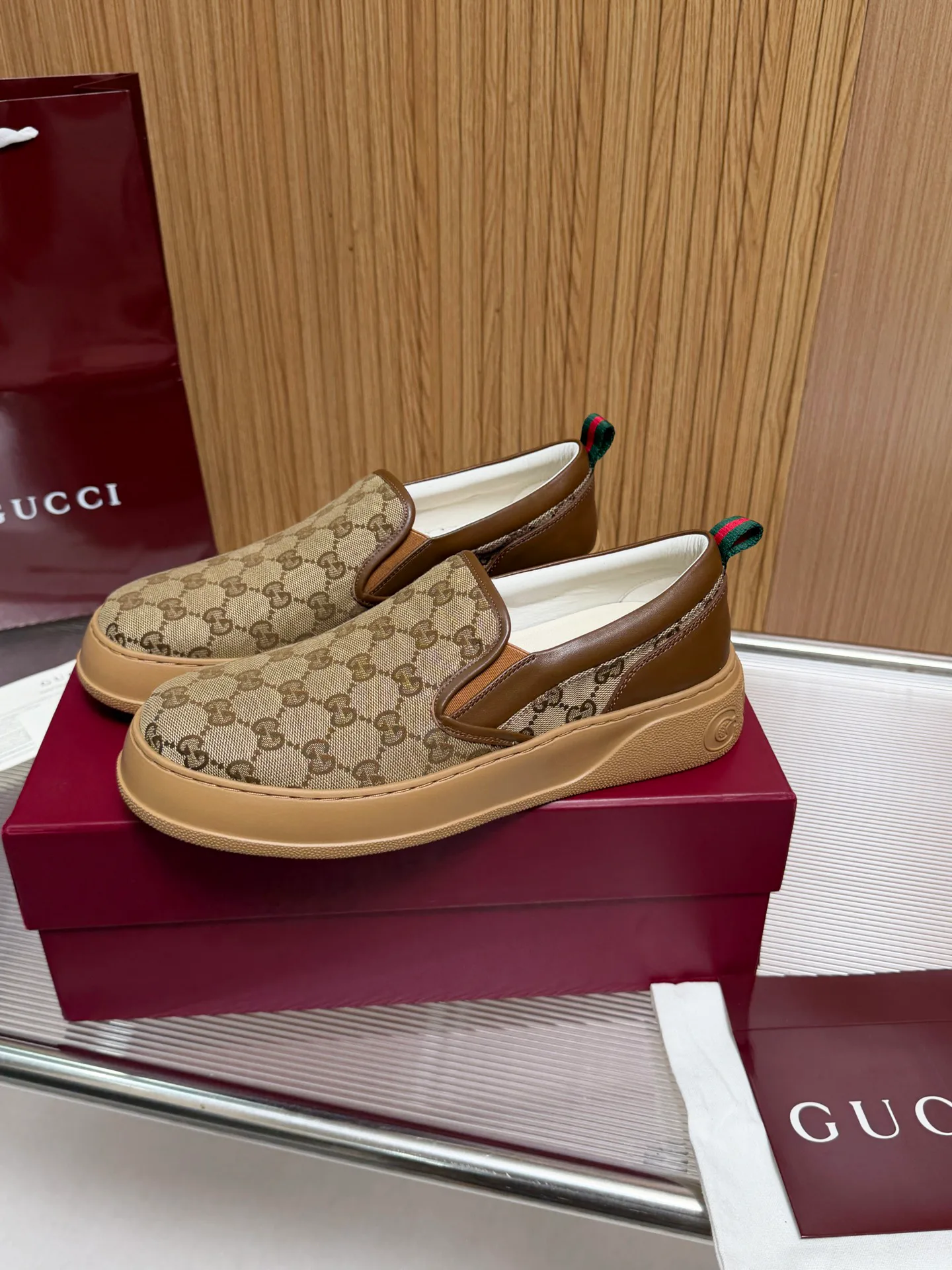 Men's Sneakers GUCCI 17620466