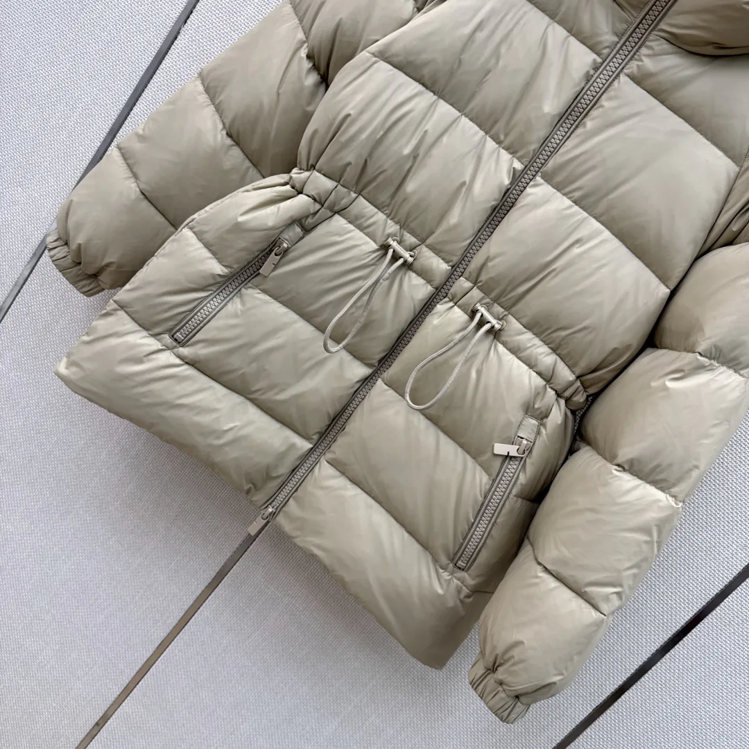 Women's Jackets And Down Jackets BURBERRY 18043182
