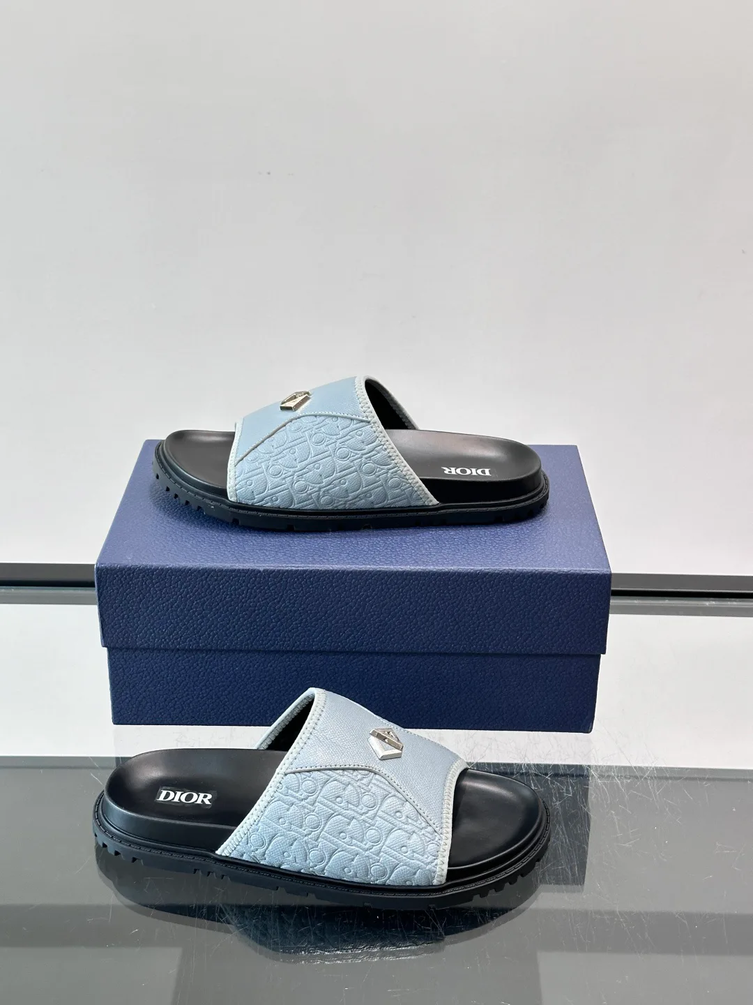 Women's Flip-Flops CHRISTIAN DIOR 17192587