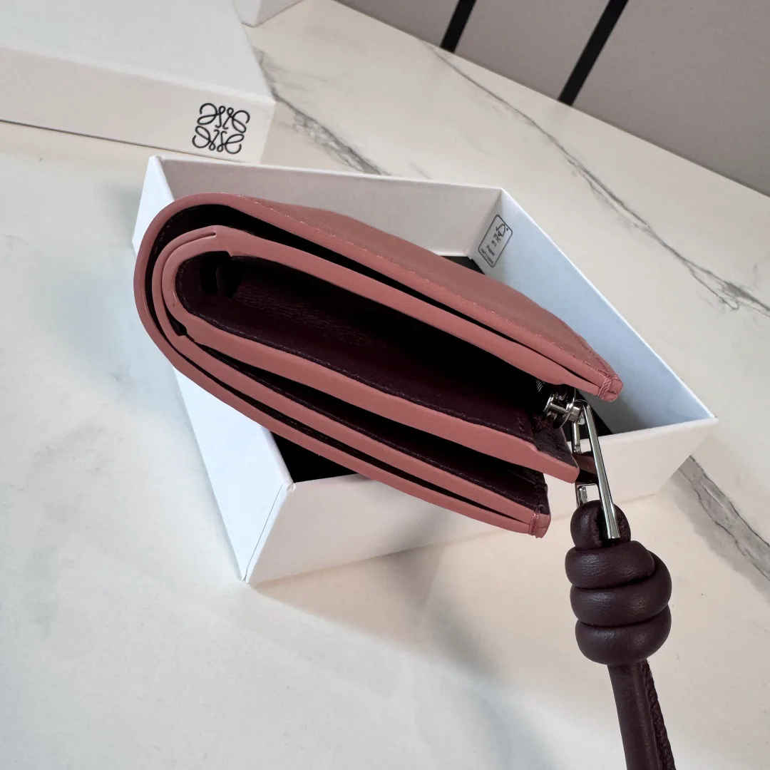 Women's Clutches LOEWE 17678673