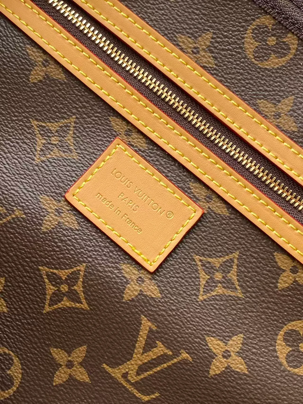 Women's Travel Bags LOUIS VUITTON 17949174