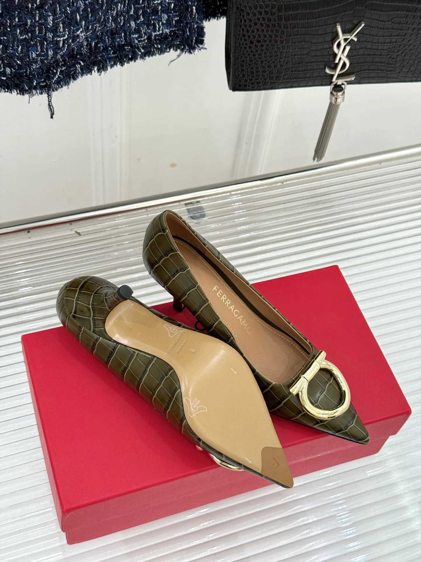 Women's Heels SALVATORE FERRAGAMO 18104108