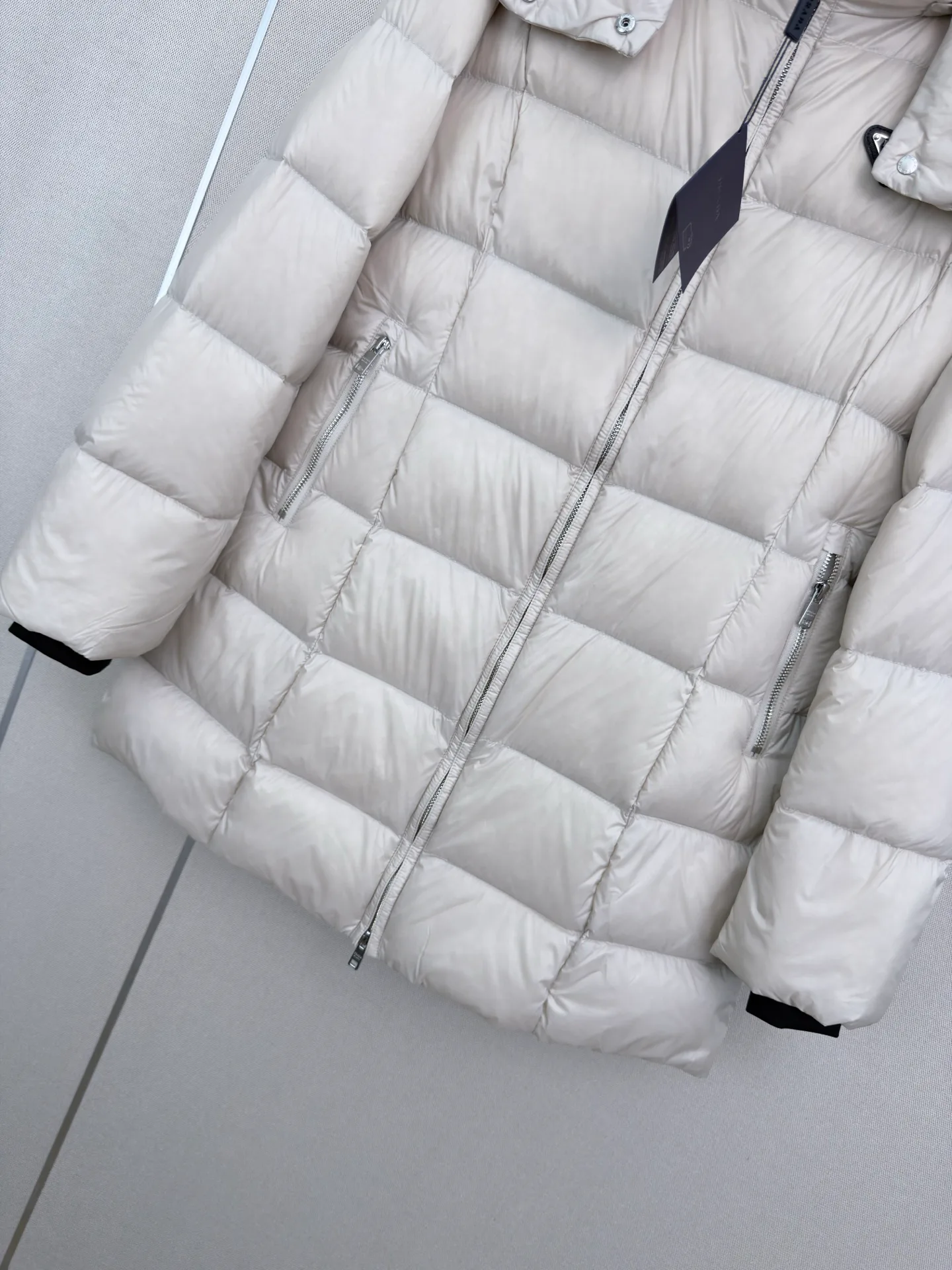Women's Jackets And Down Jackets PRADA 18185808