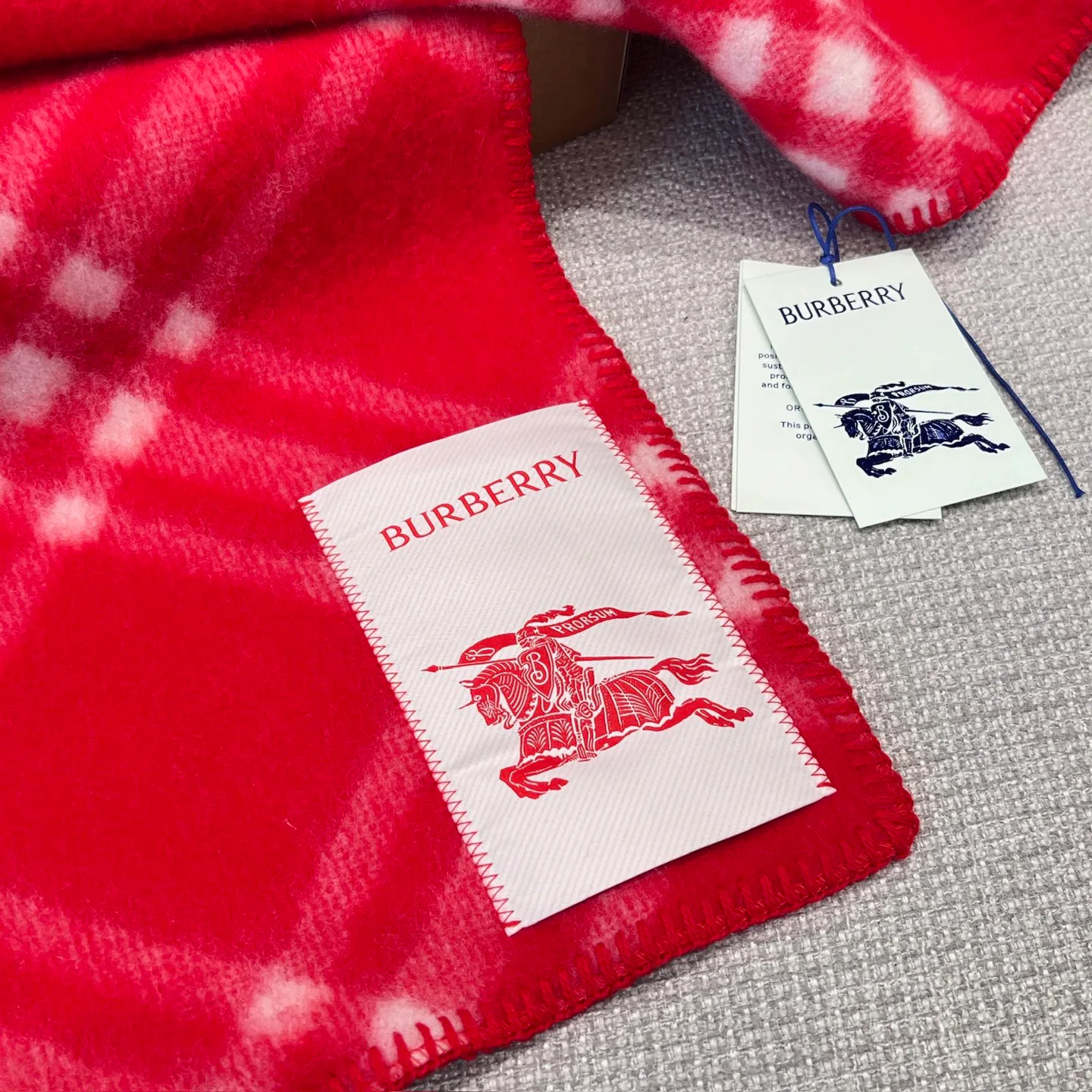 Scarves BURBERRY 17945203