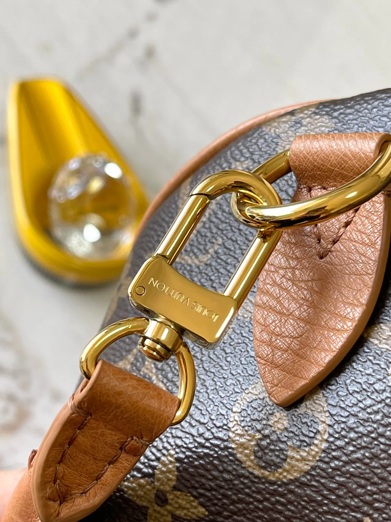 Women's Classic Handbags LOUIS VUITTON 18153139