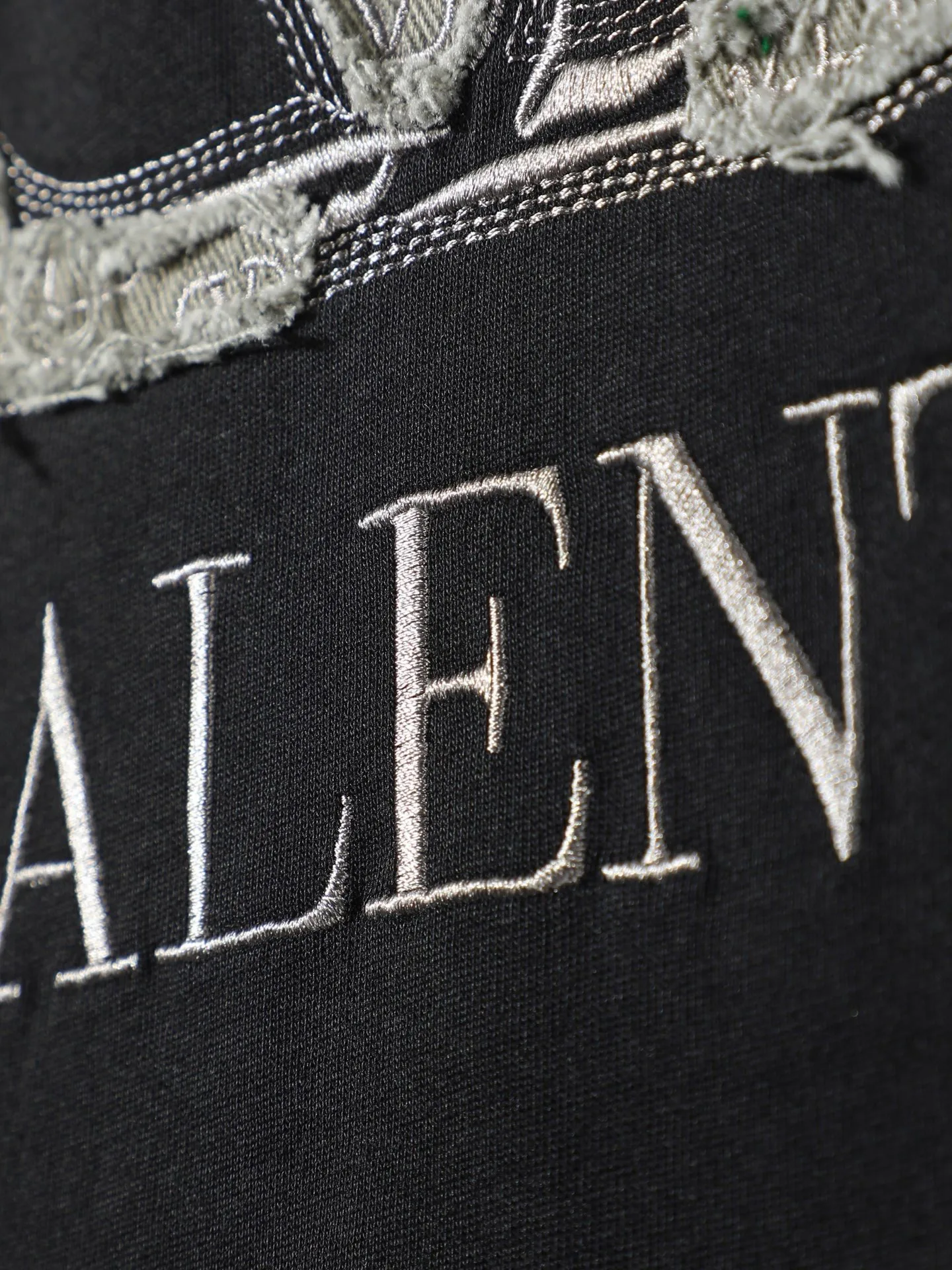 Men's T-Shirts VALENTINO 17843379