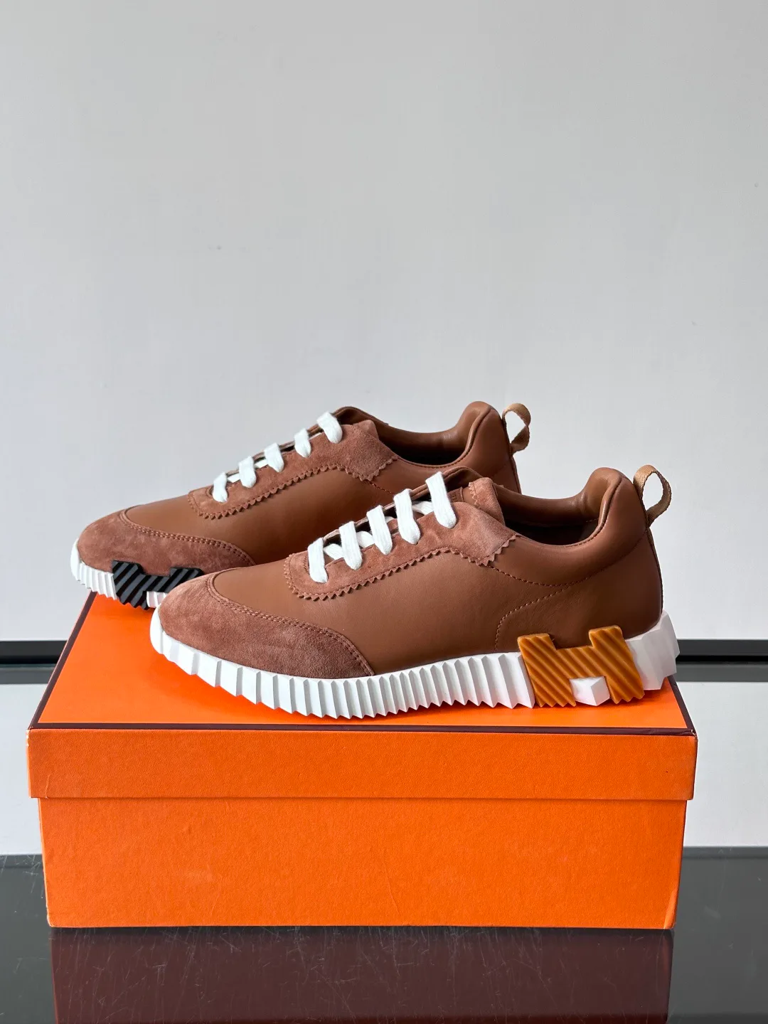 Women's Sneakers HERMES 18102590
