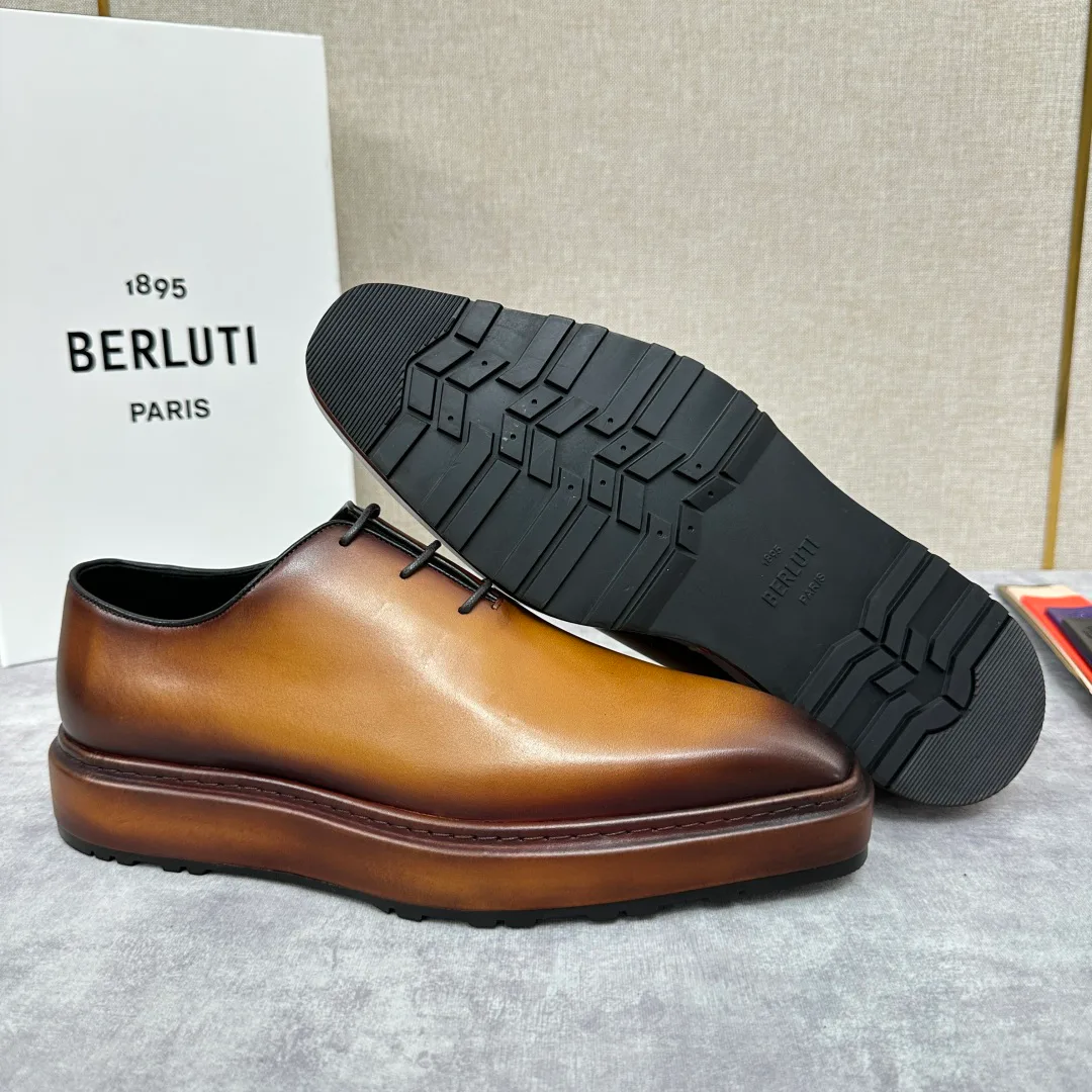 Men's Loafers And Dress Shoes BERLUTI 18117486