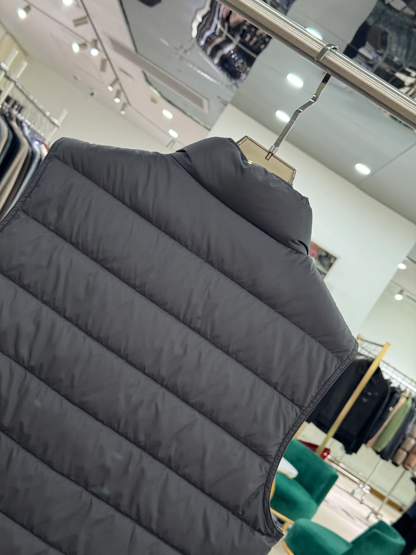 Men's Vests MONCLER 18084242