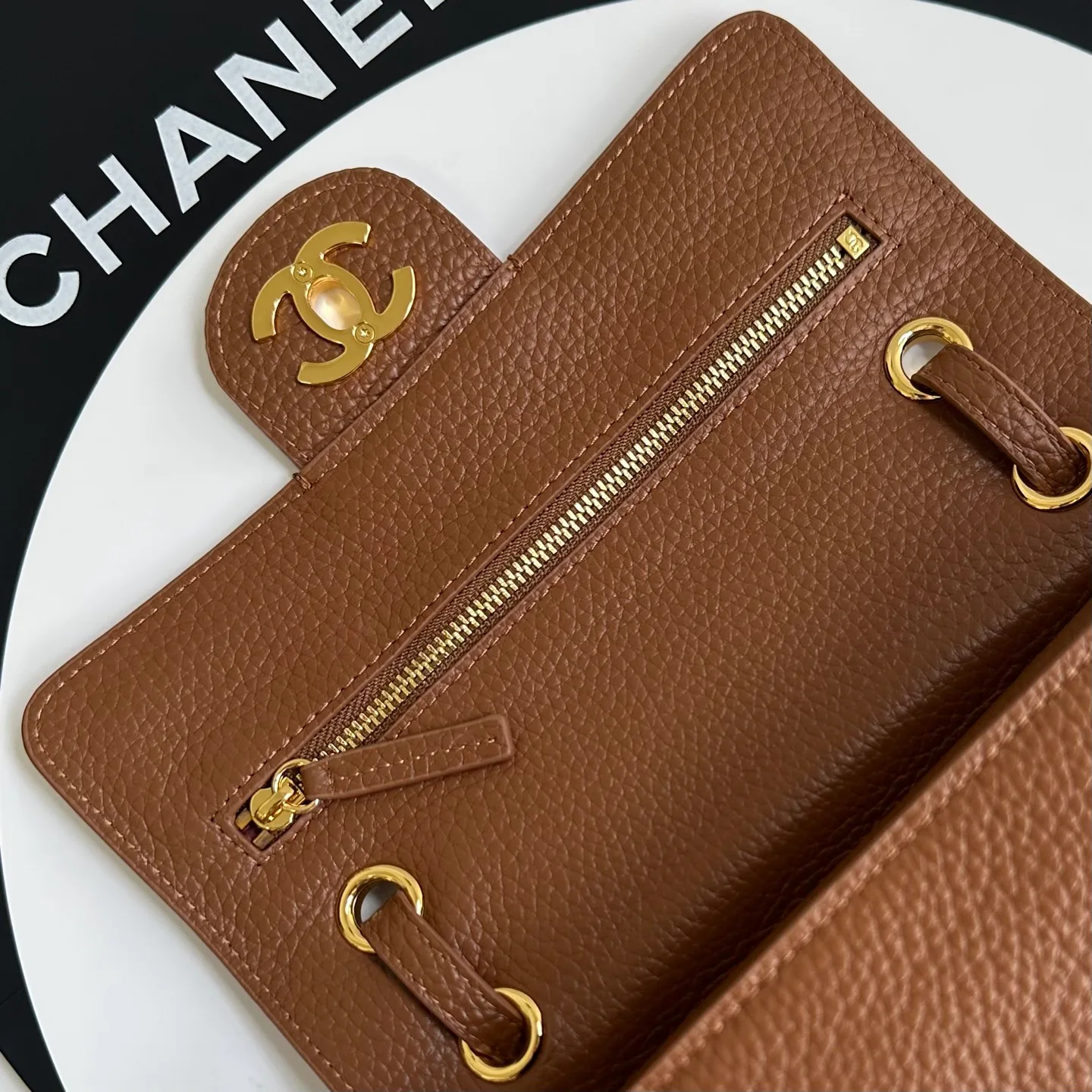 Классические Сумки Женские Chanel 18588902