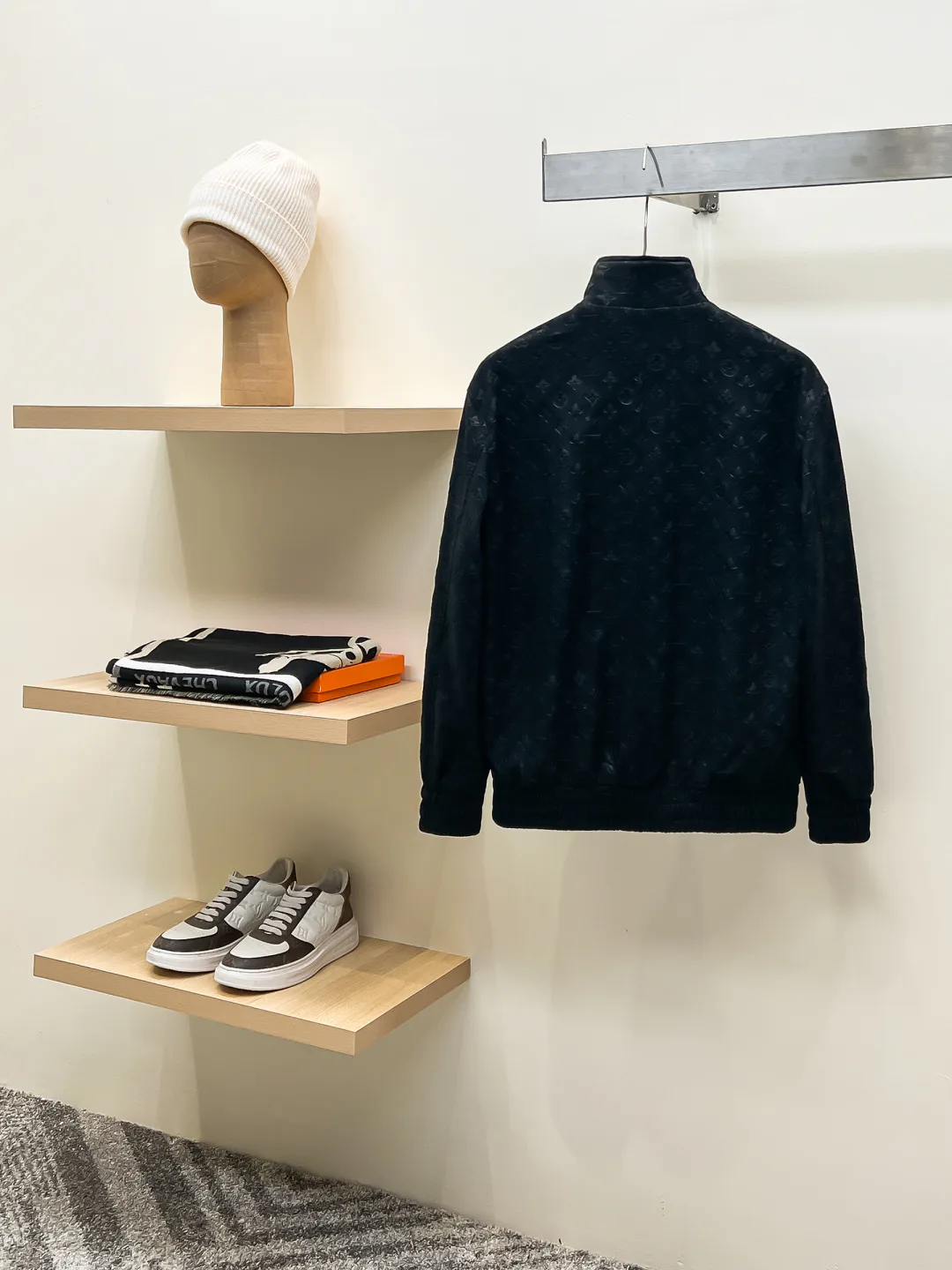 Men's Jackets And Down Jackets LOUIS VUITTON 18499109