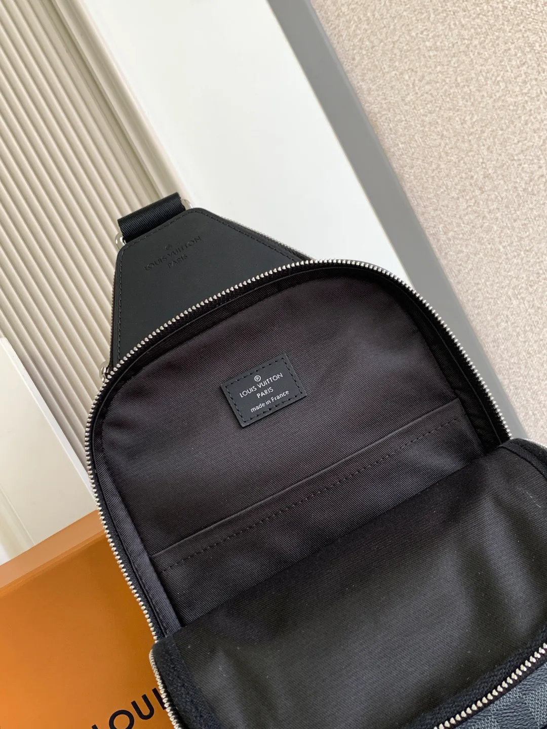 Women's Shoulder Bags LOUIS VUITTON 17893158