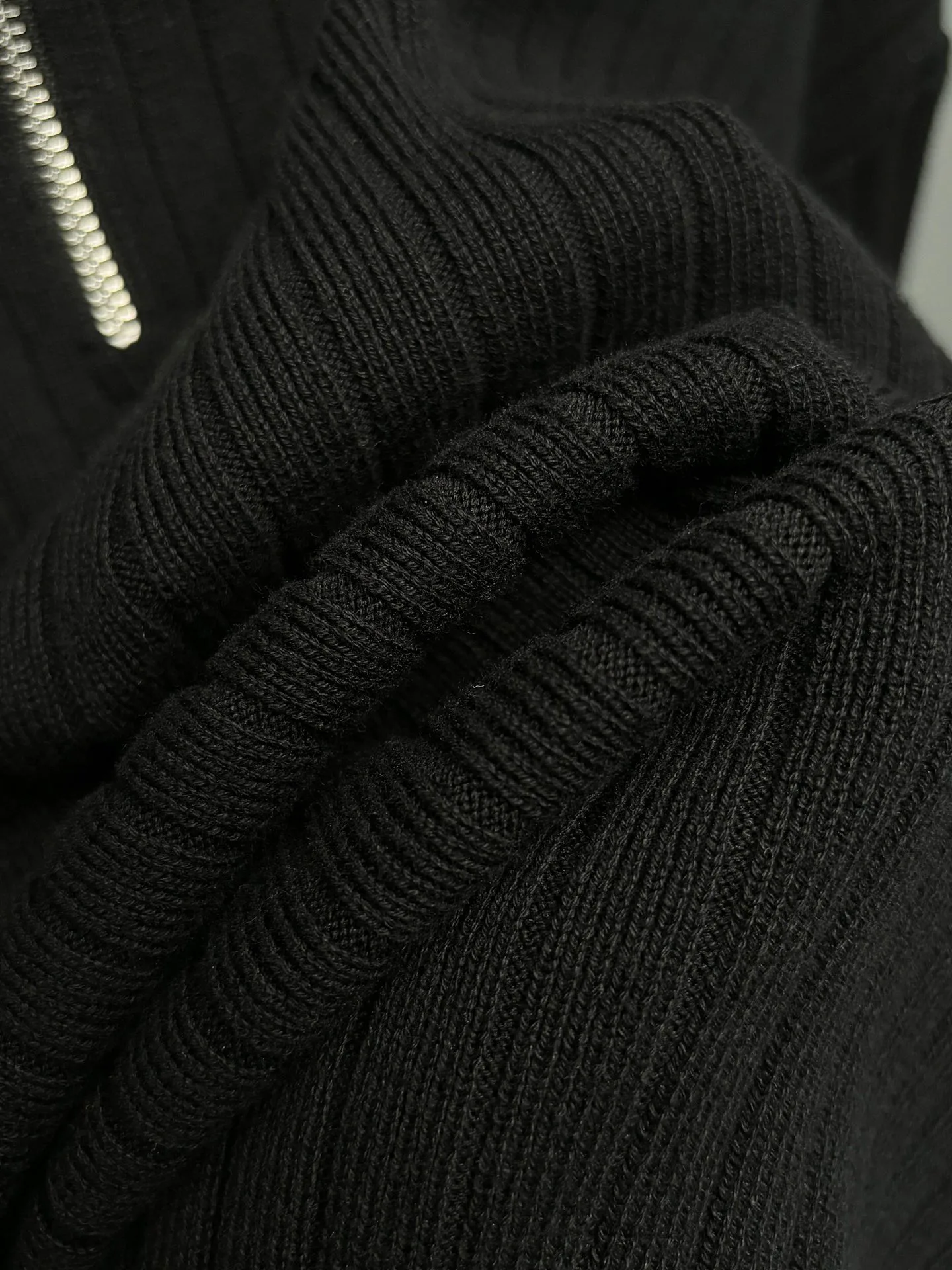 Men's Jumpers And Sweaters BALENCIAGA 18392048
