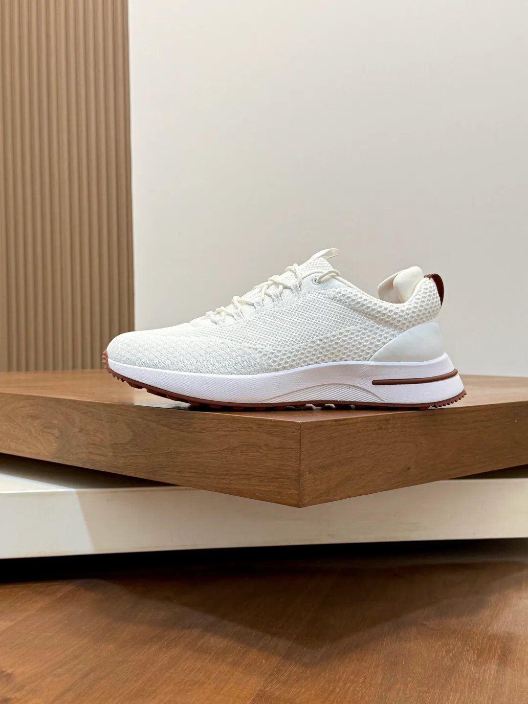 Men's Sneakers LORO PIANA 18100239