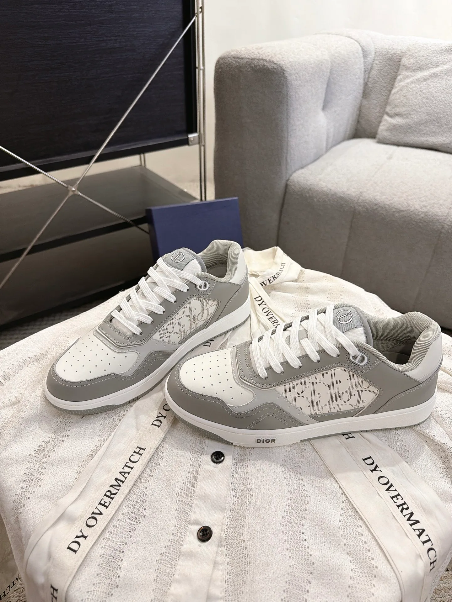 Women's Sneakers CHRISTIAN DIOR 18233140