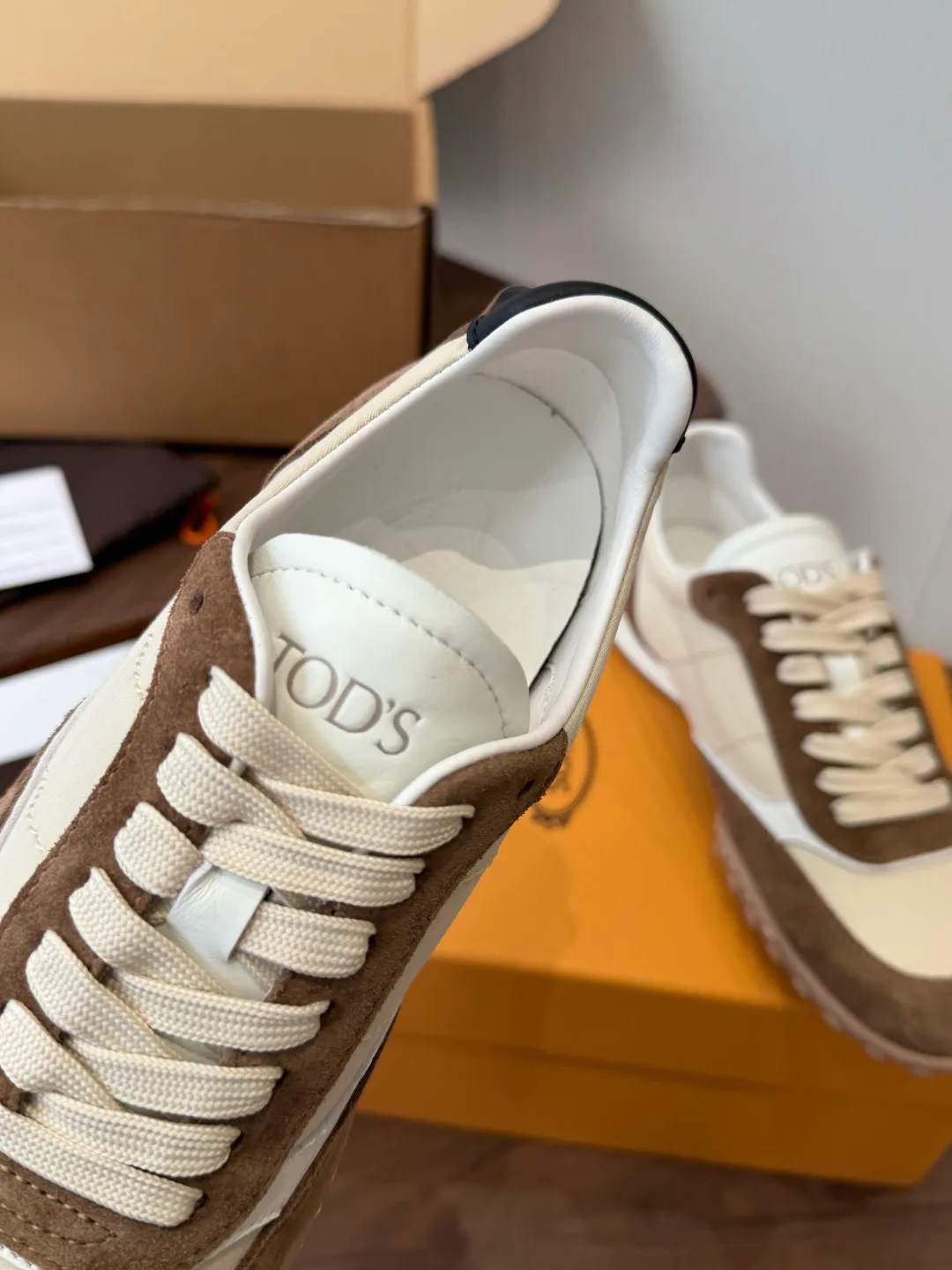 Кроссовки Женские Tod's 18687229