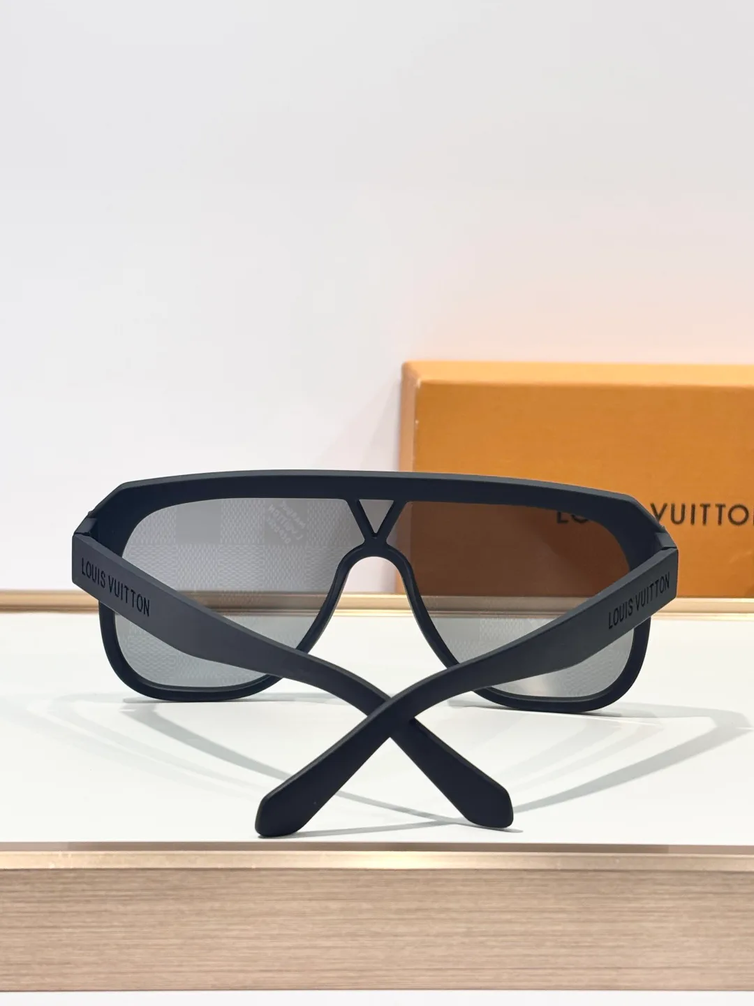 Glasses LOUIS VUITTON 18196735