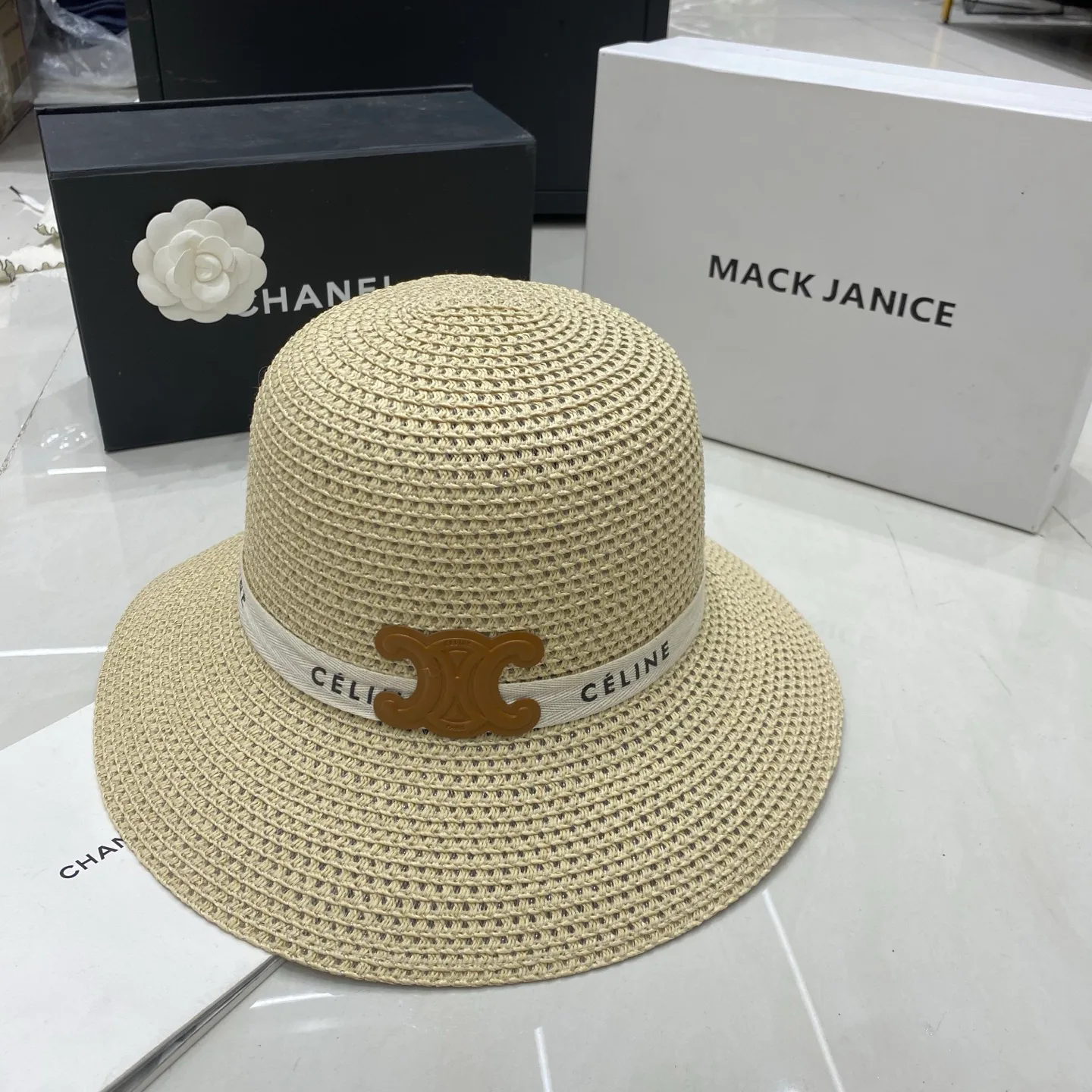 Hats CELINE 17498292