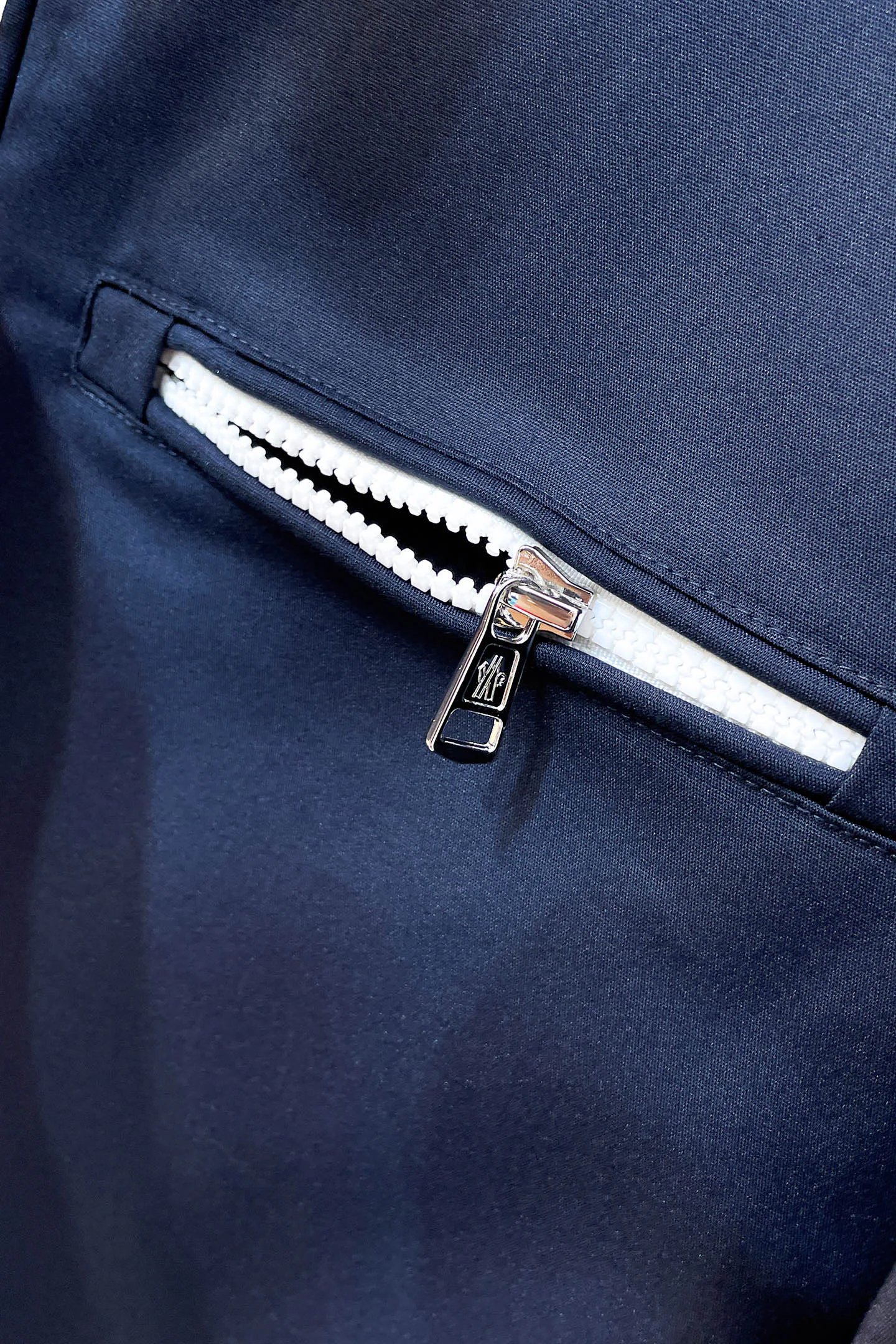 Куртки И Пуховики Мужские Moncler 18645145