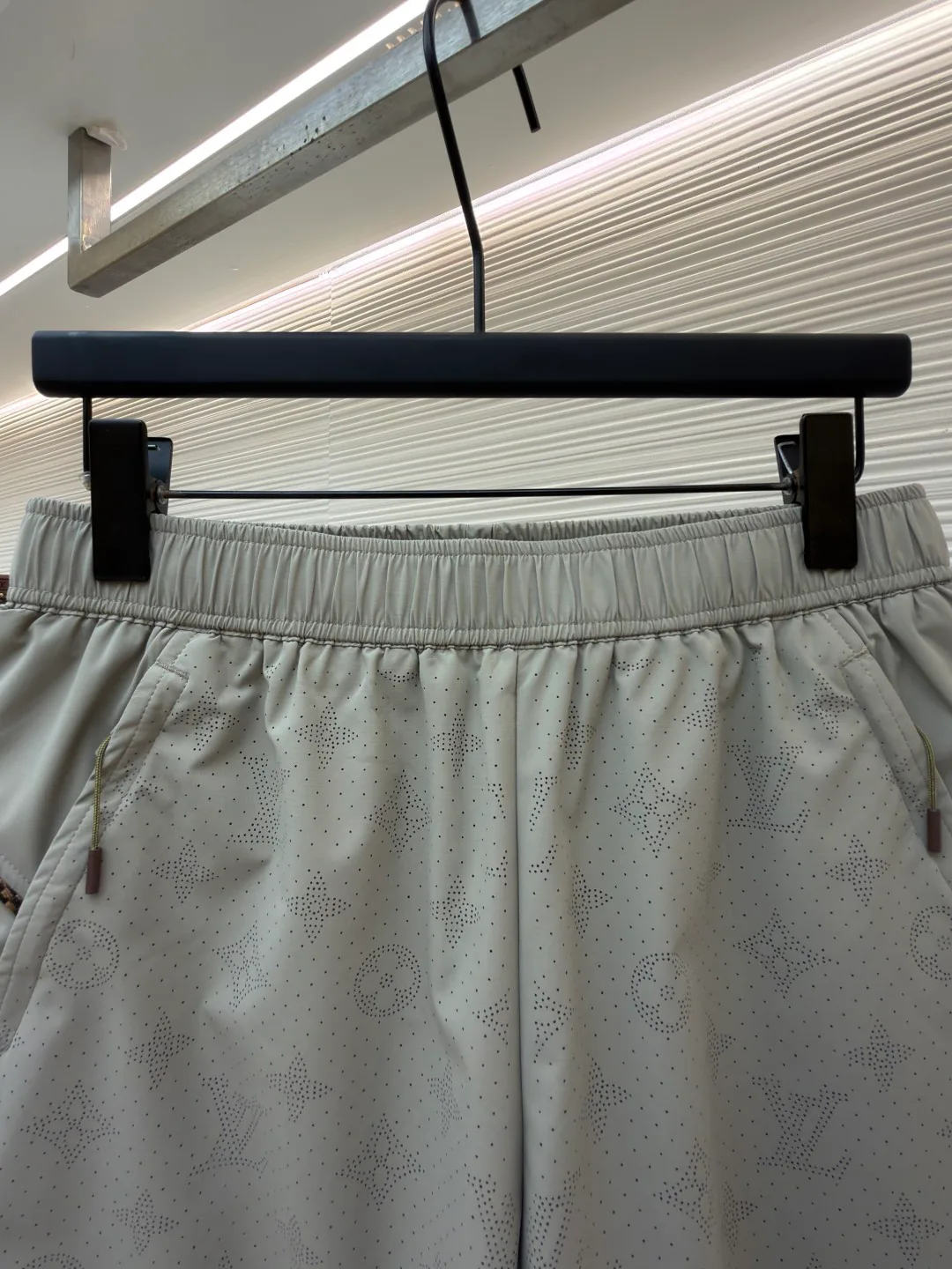 Men's Shorts LOUIS VUITTON 17054888