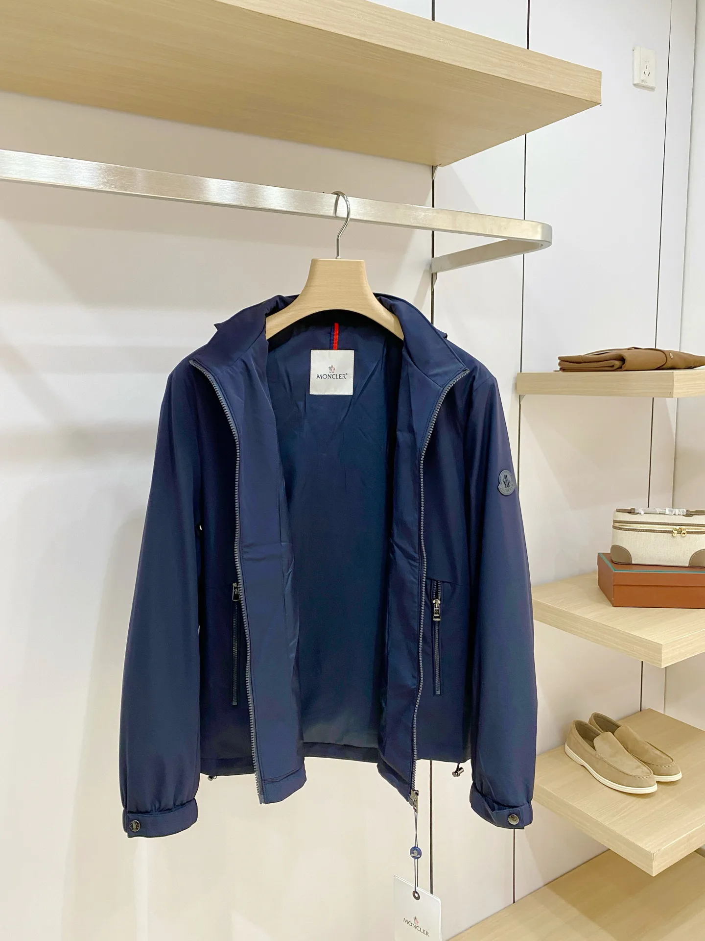 Men's Jackets And Down Jackets MONCLER 17805597