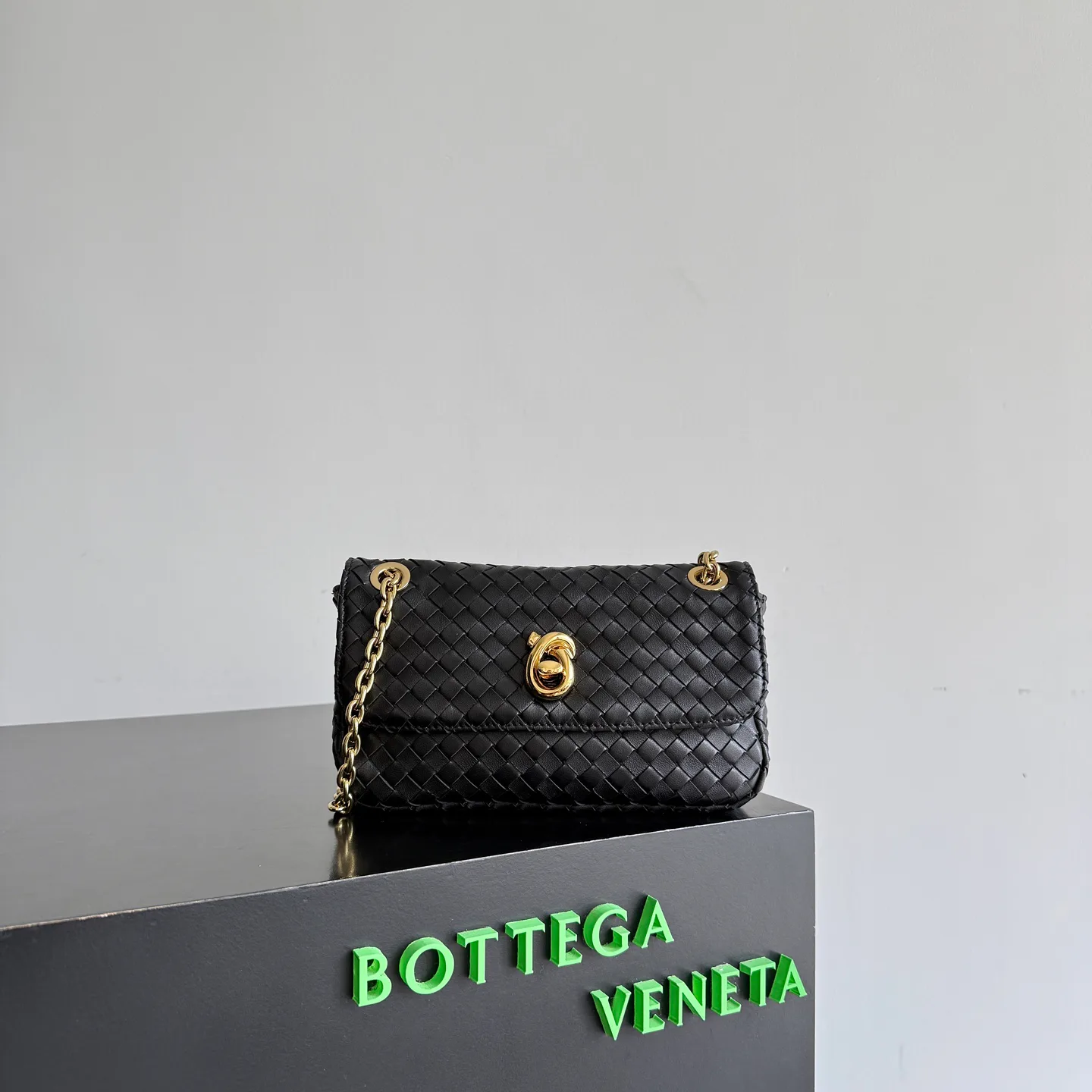Women's Classic Handbags BOTTEGA VENETA 18467908