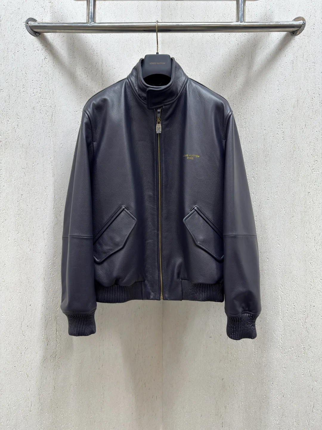 Men's Leather Jackets And Sheepskin Coats LOUIS VUITTON 17966994