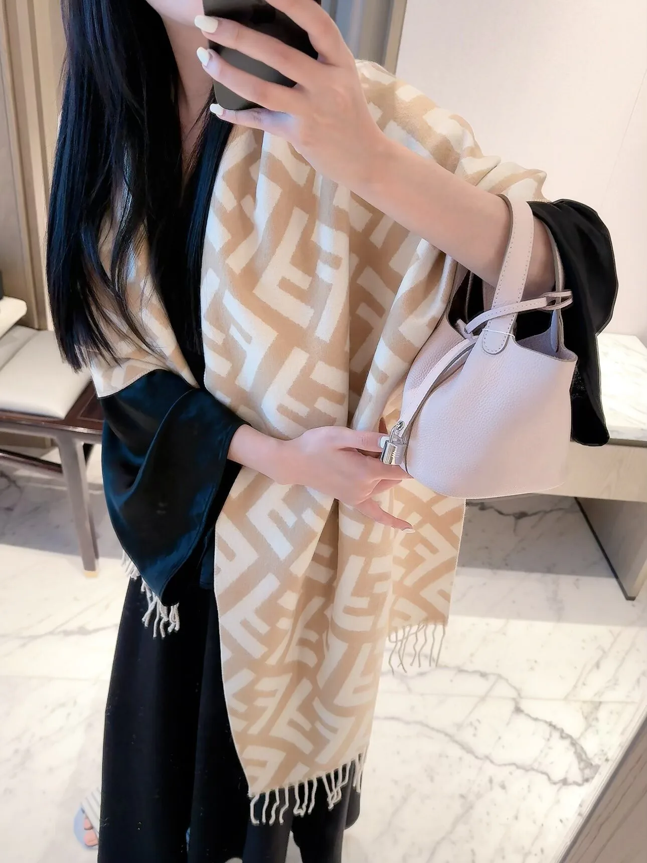 Scarves FENDI 18322533