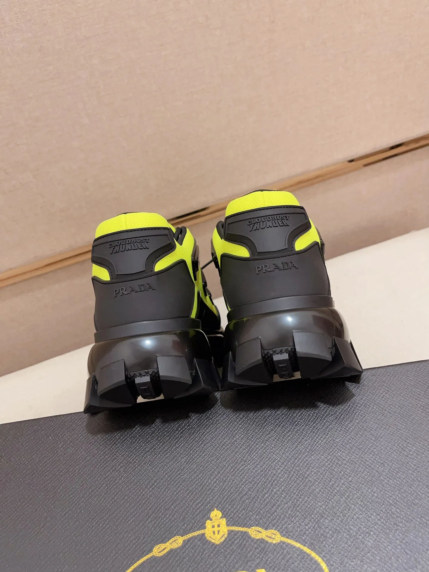 Men's Sneakers PRADA 17955154