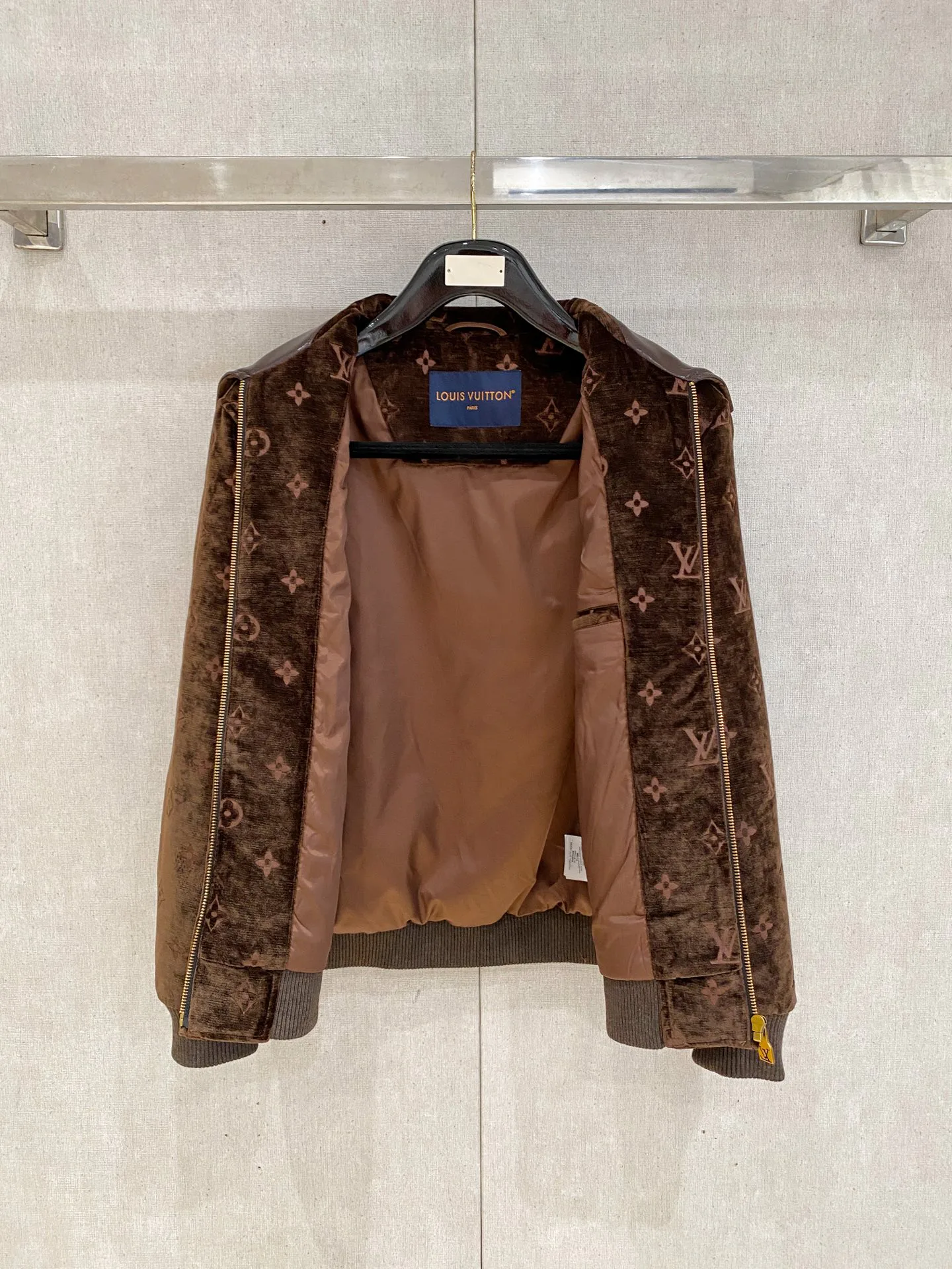 Men's Jackets And Down Jackets LOUIS VUITTON 18273020