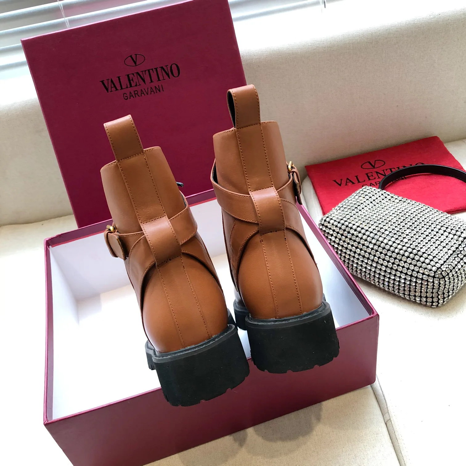 Ботинки Женские Valentino 18616597