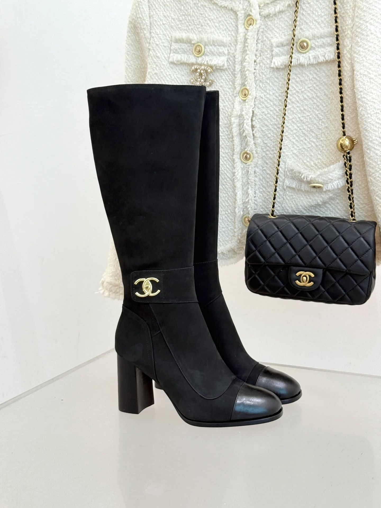 Women's Boots CHANEL 18154334