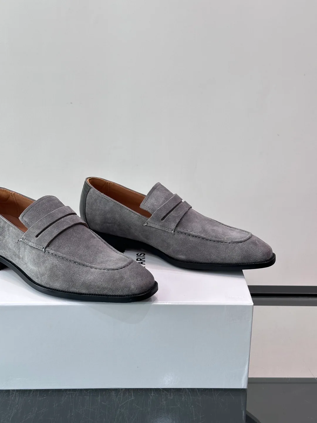 Men's Loafers And Dress Shoes BERLUTI 18079484