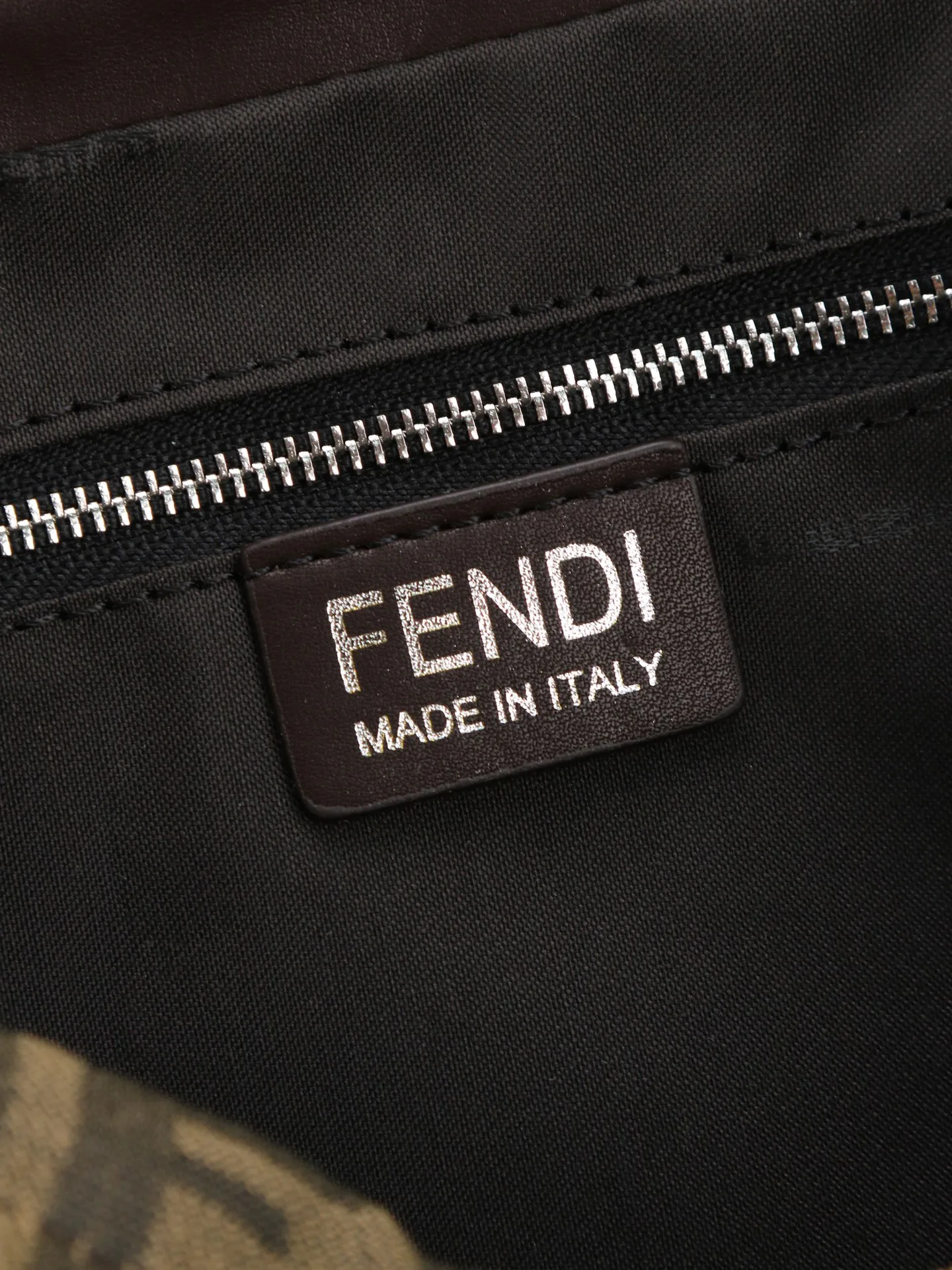 Women's Shoulder Bags FENDI 18005127