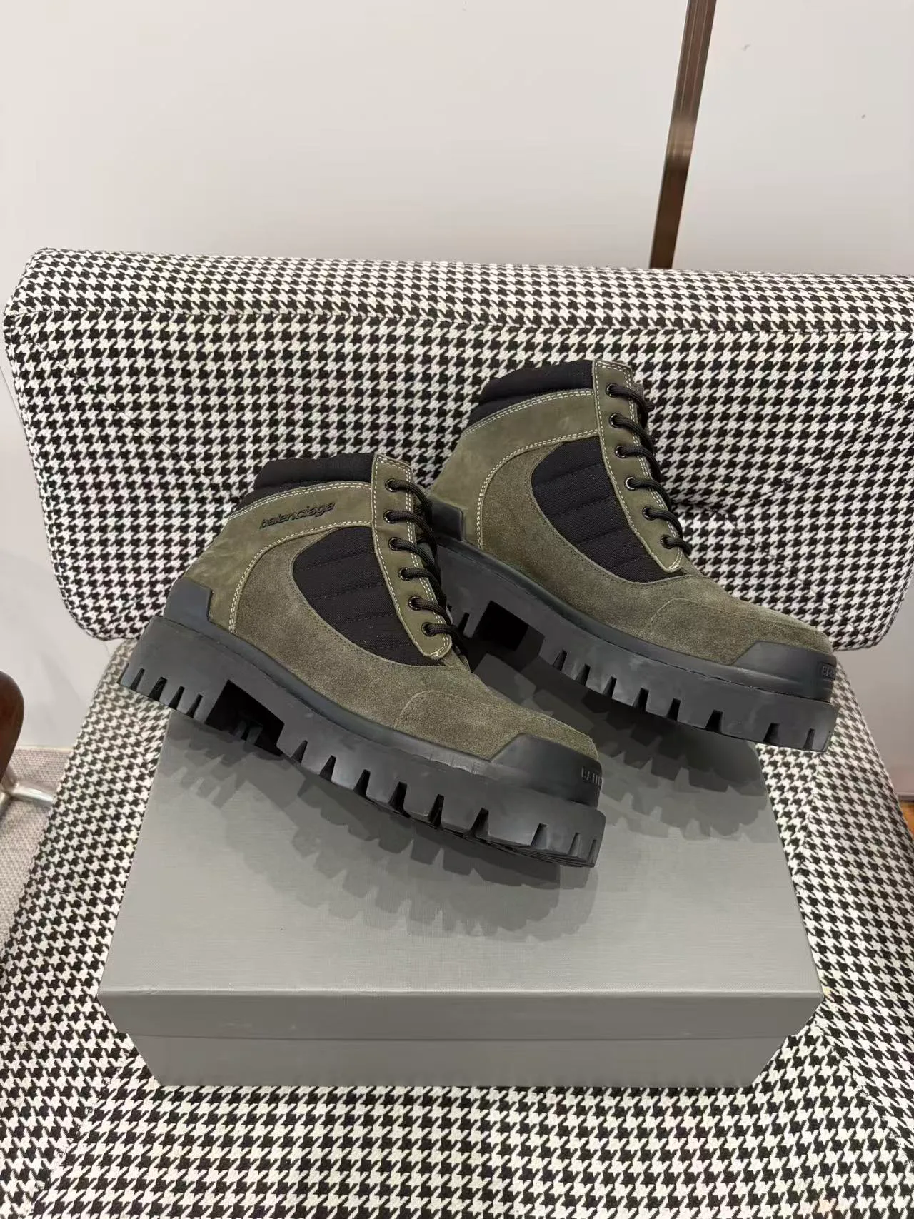 Men's Ankle Boots BALENCIAGA 17954901