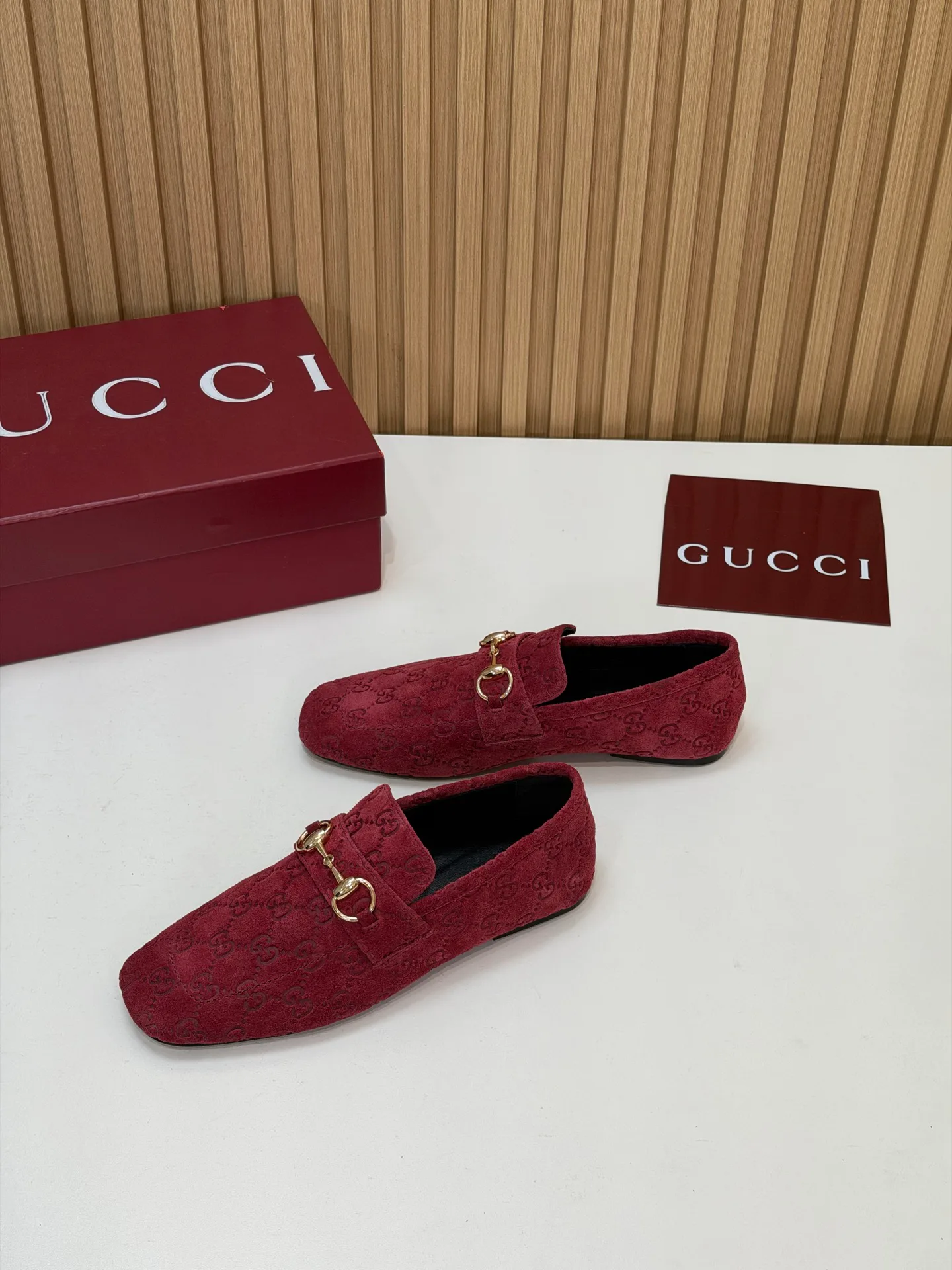 Women's Loafers And Moccasins GUCCI 18083811