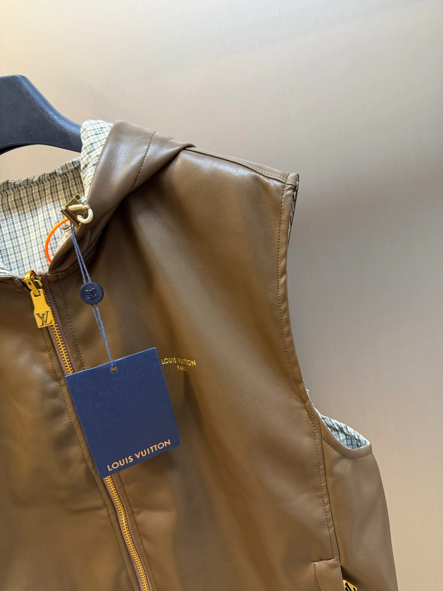 Men's Vests LOUIS VUITTON 18483203