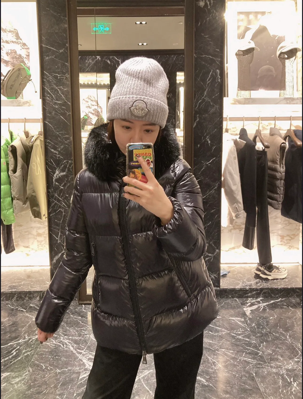 Куртки И Пуховики Женские Moncler 18606652