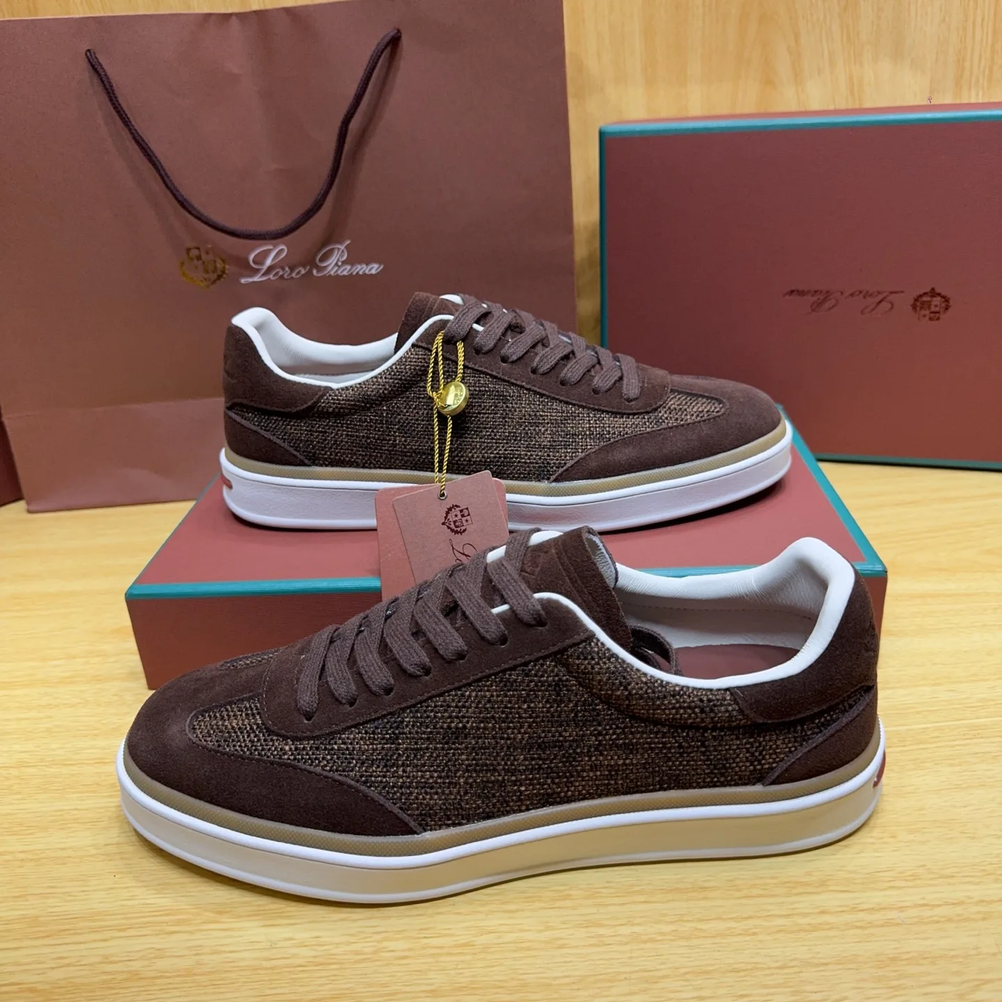 Women's Sneakers LORO PIANA 18263647